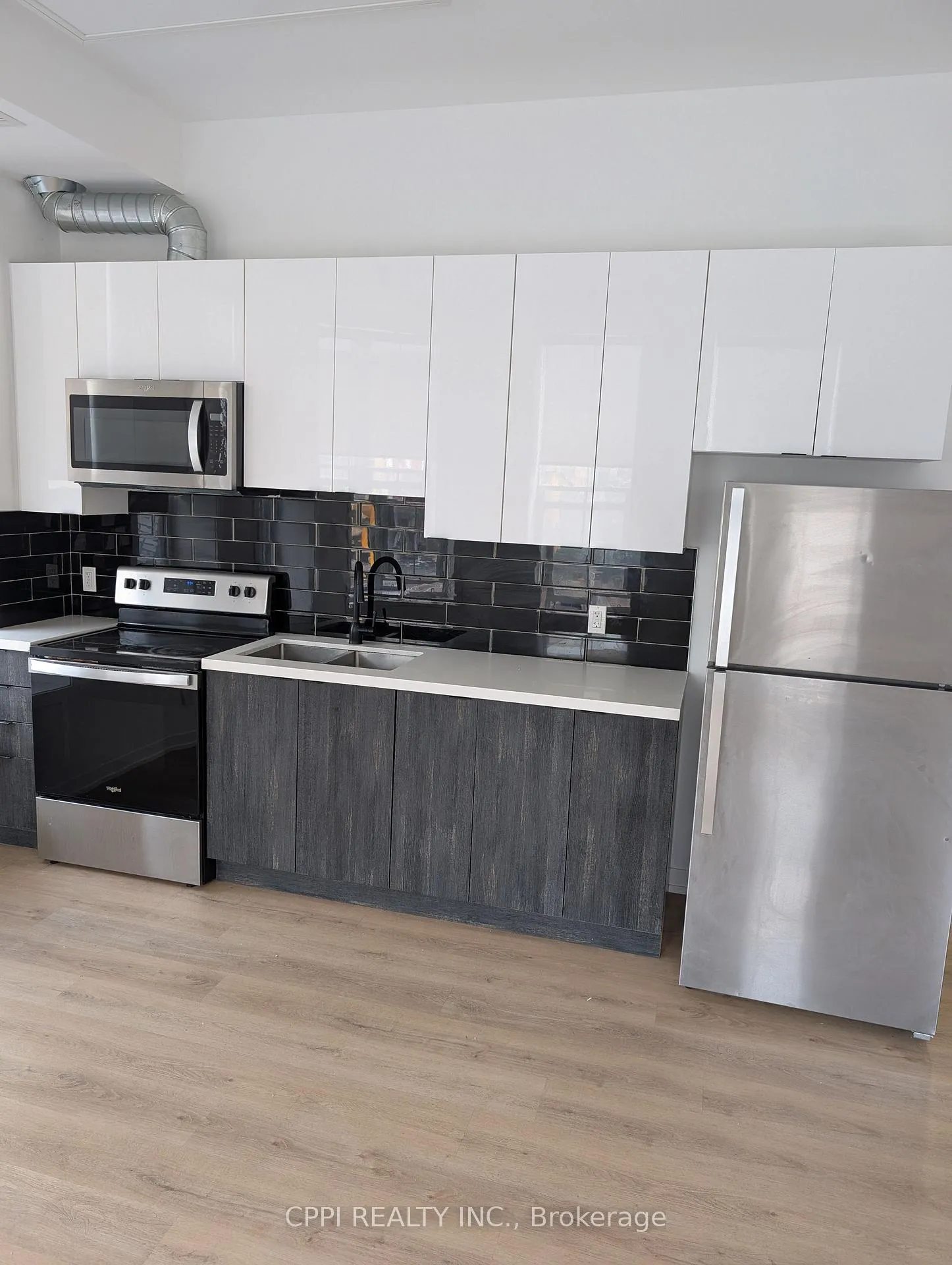 Photo 1 of Unit 212, 140 Simcoe Street, Peterborough, Town Ward 3 — HOMEH