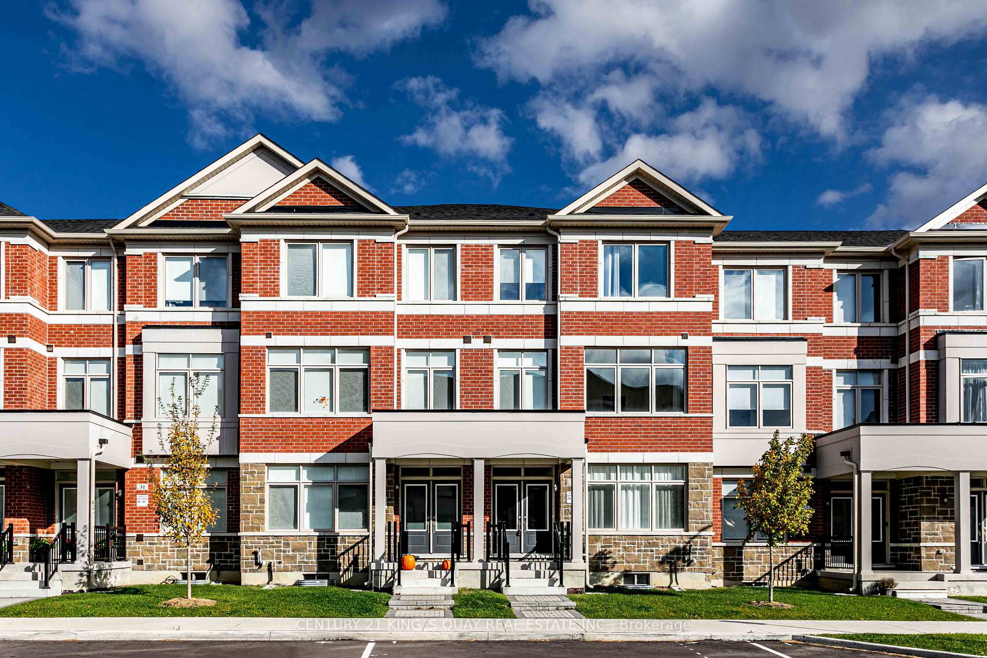 Front of 27 Floyd Ford Way