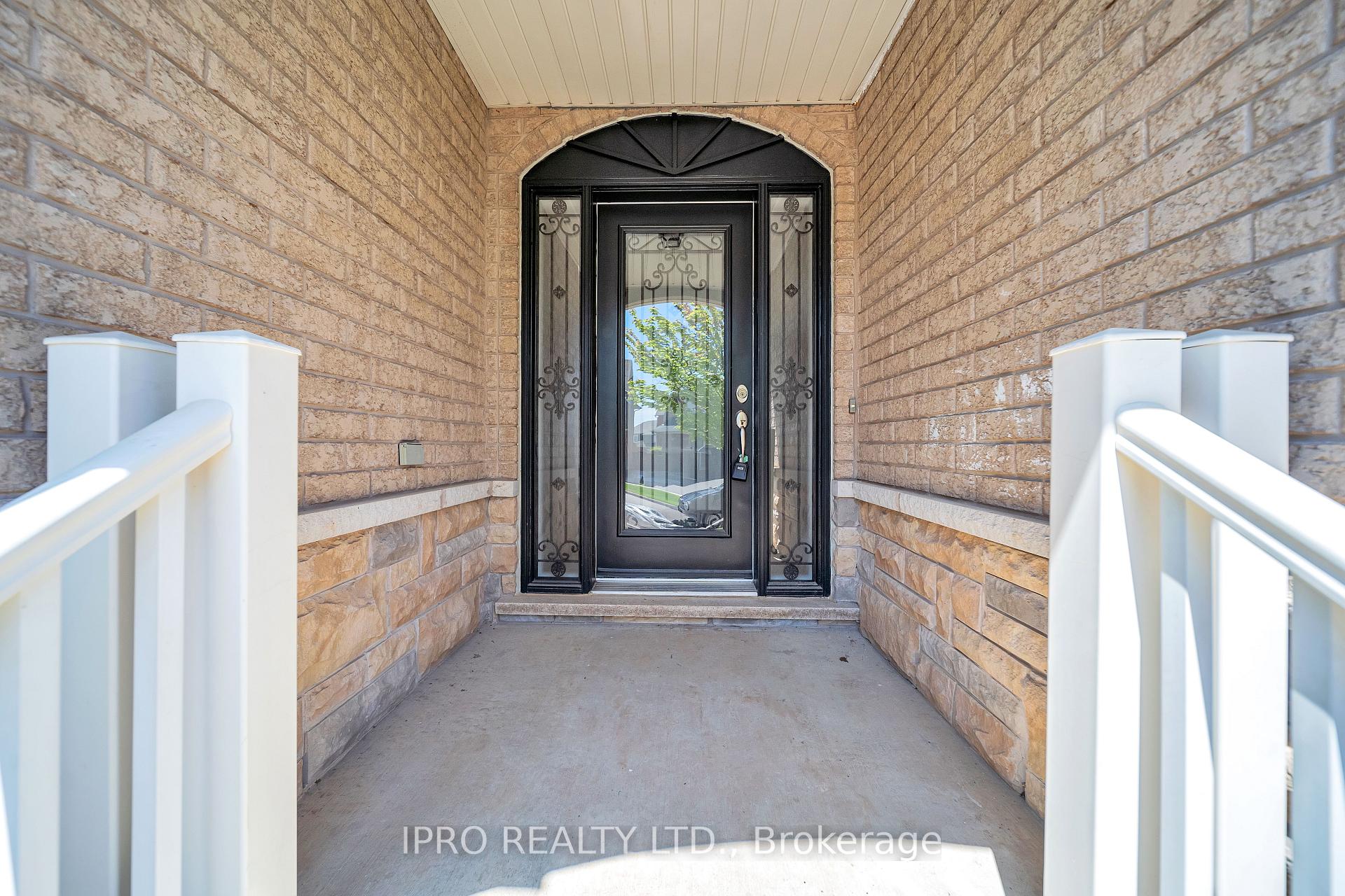 Photo 3 of 315 Pringle Avenue, Milton, Scott — HOMEH