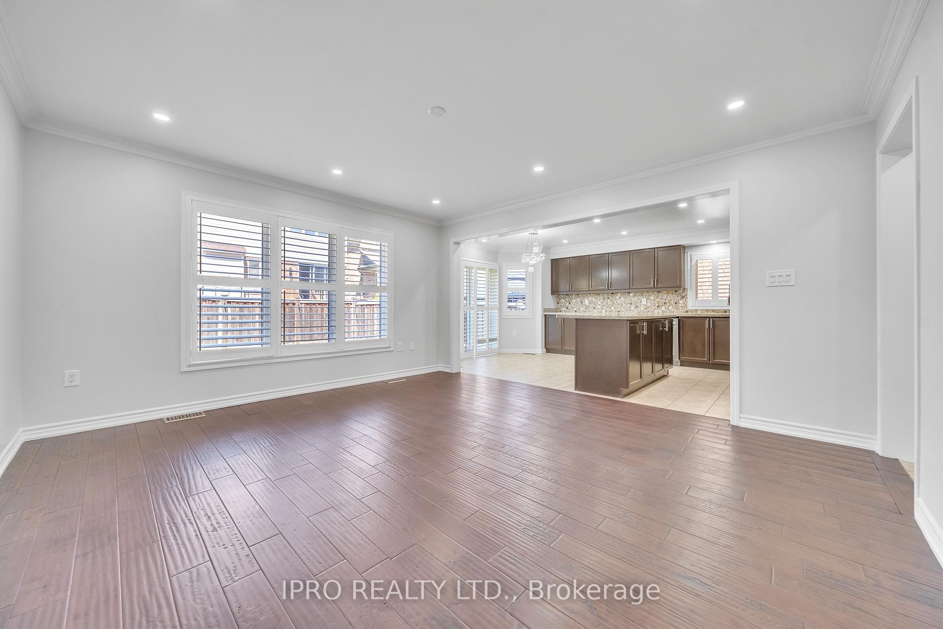 Photo 7 of 315 Pringle Avenue, Milton, Scott — HOMEH