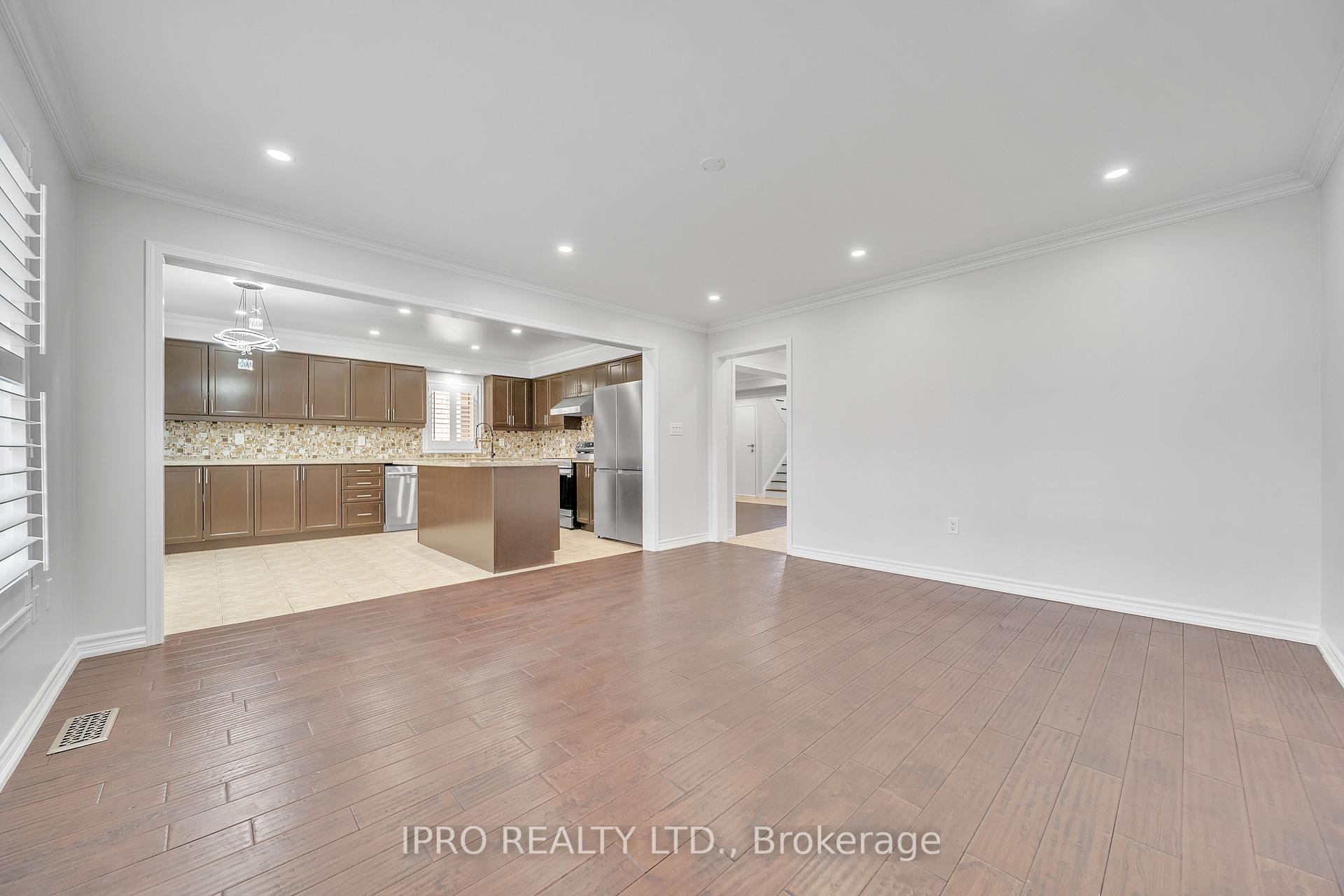Photo 15 of 315 Pringle Avenue, Milton, Scott — HOMEH