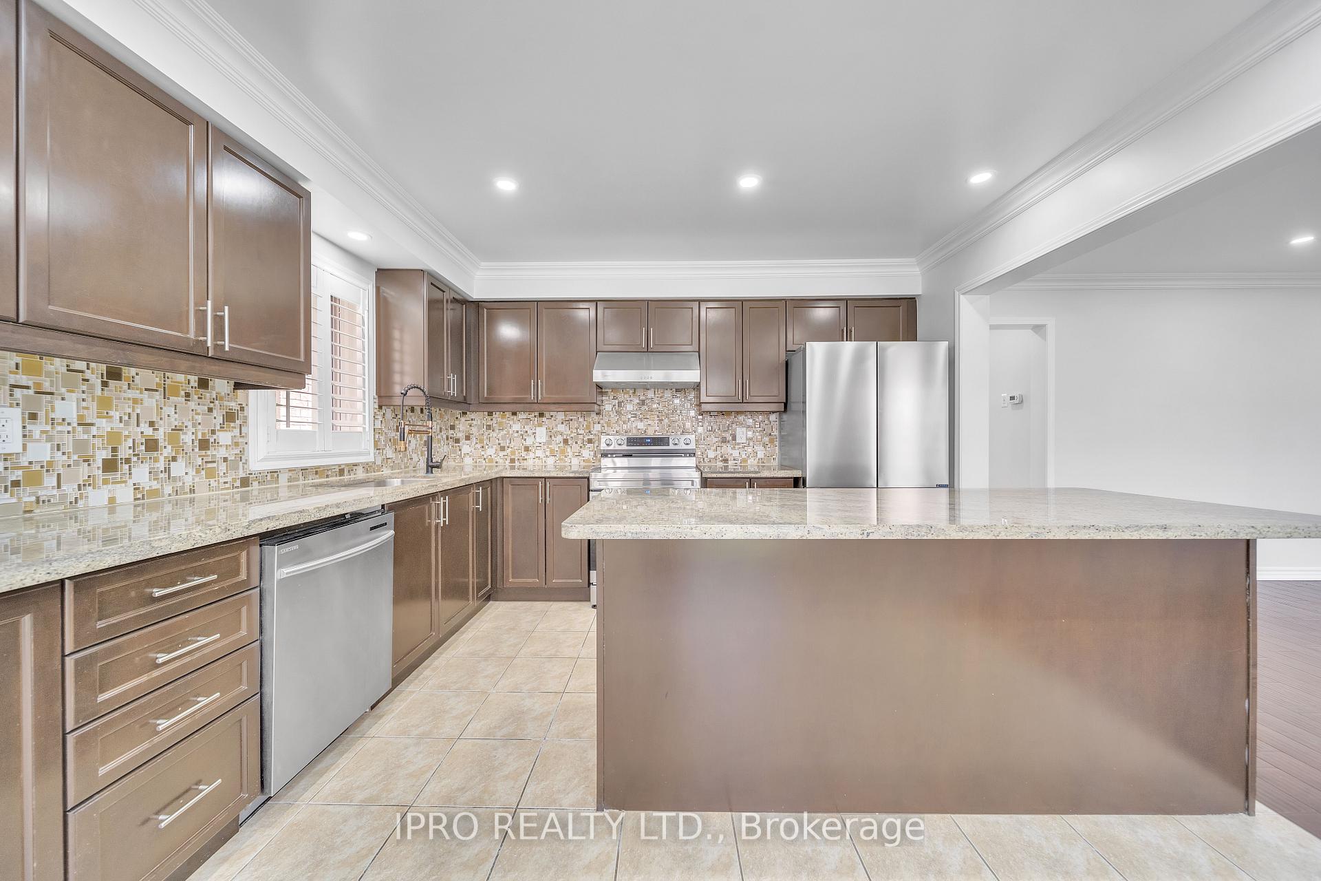 Photo 21 of 315 Pringle Avenue, Milton, Scott — HOMEH