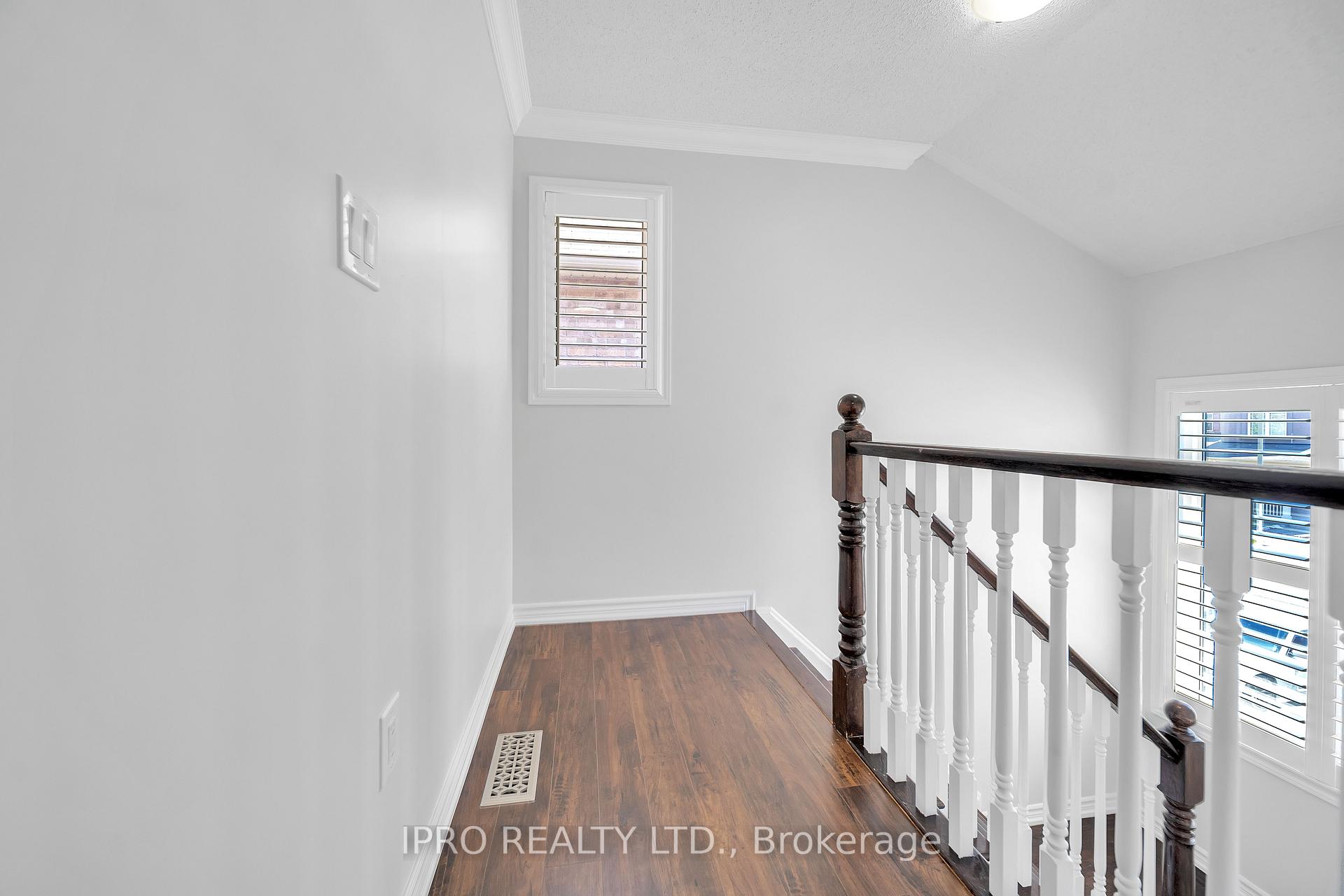 Photo 9 of 315 Pringle Avenue, Milton, Scott — HOMEH