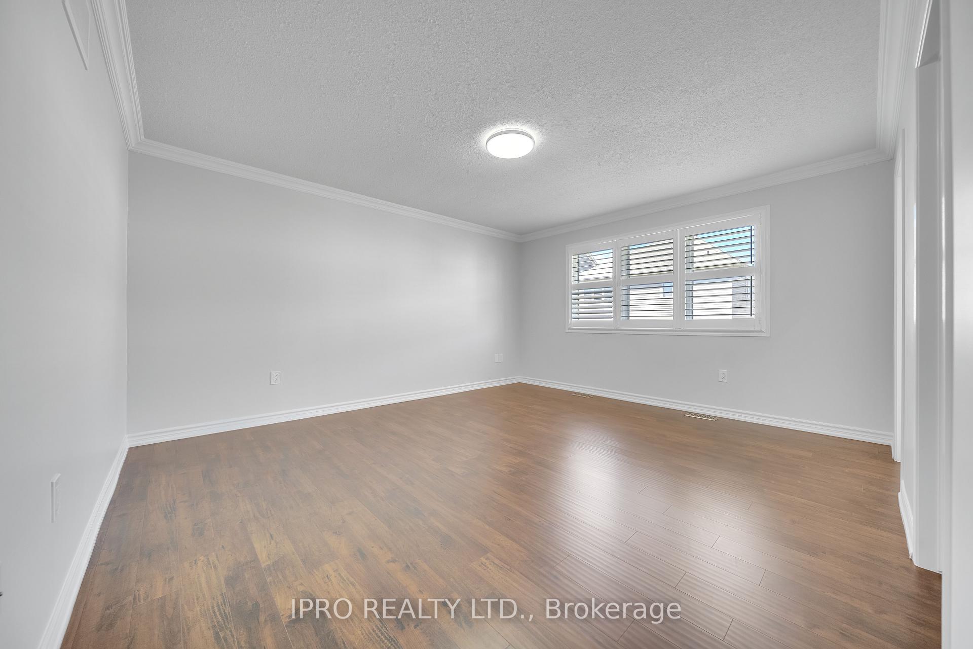 Photo 12 of 315 Pringle Avenue, Milton, Scott — HOMEH
