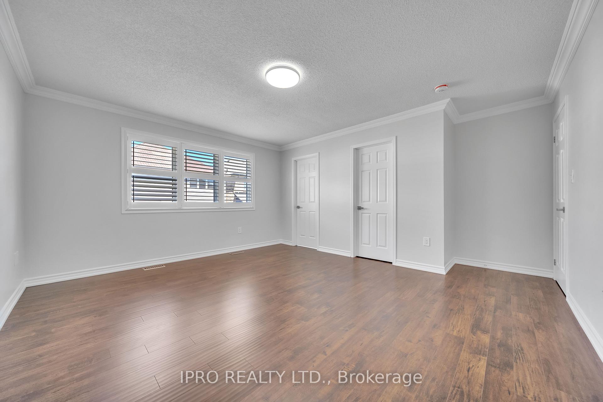 Photo 26 of 315 Pringle Avenue, Milton, Scott — HOMEH