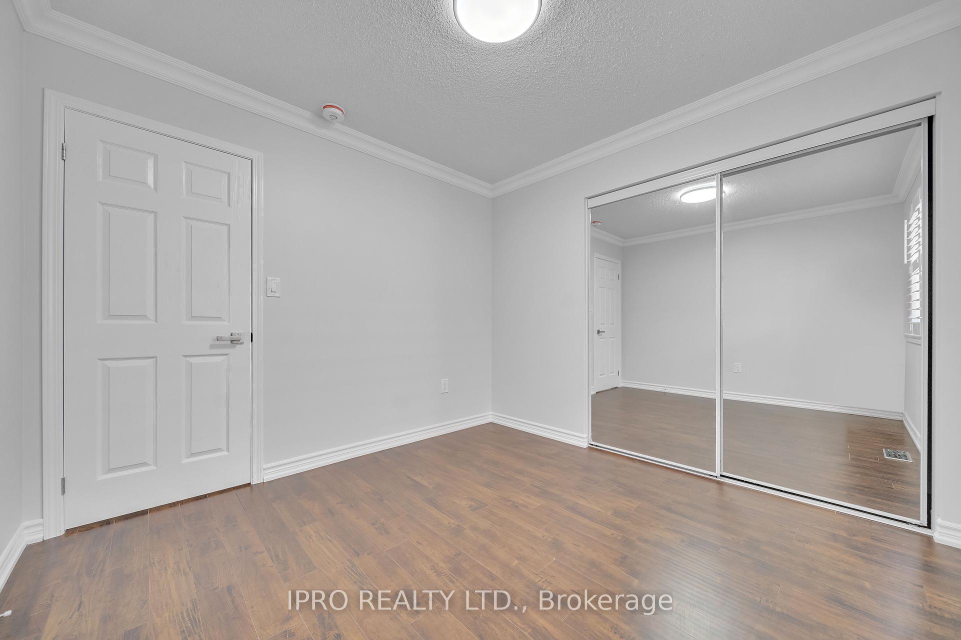 Photo 28 of 315 Pringle Avenue, Milton, Scott — HOMEH