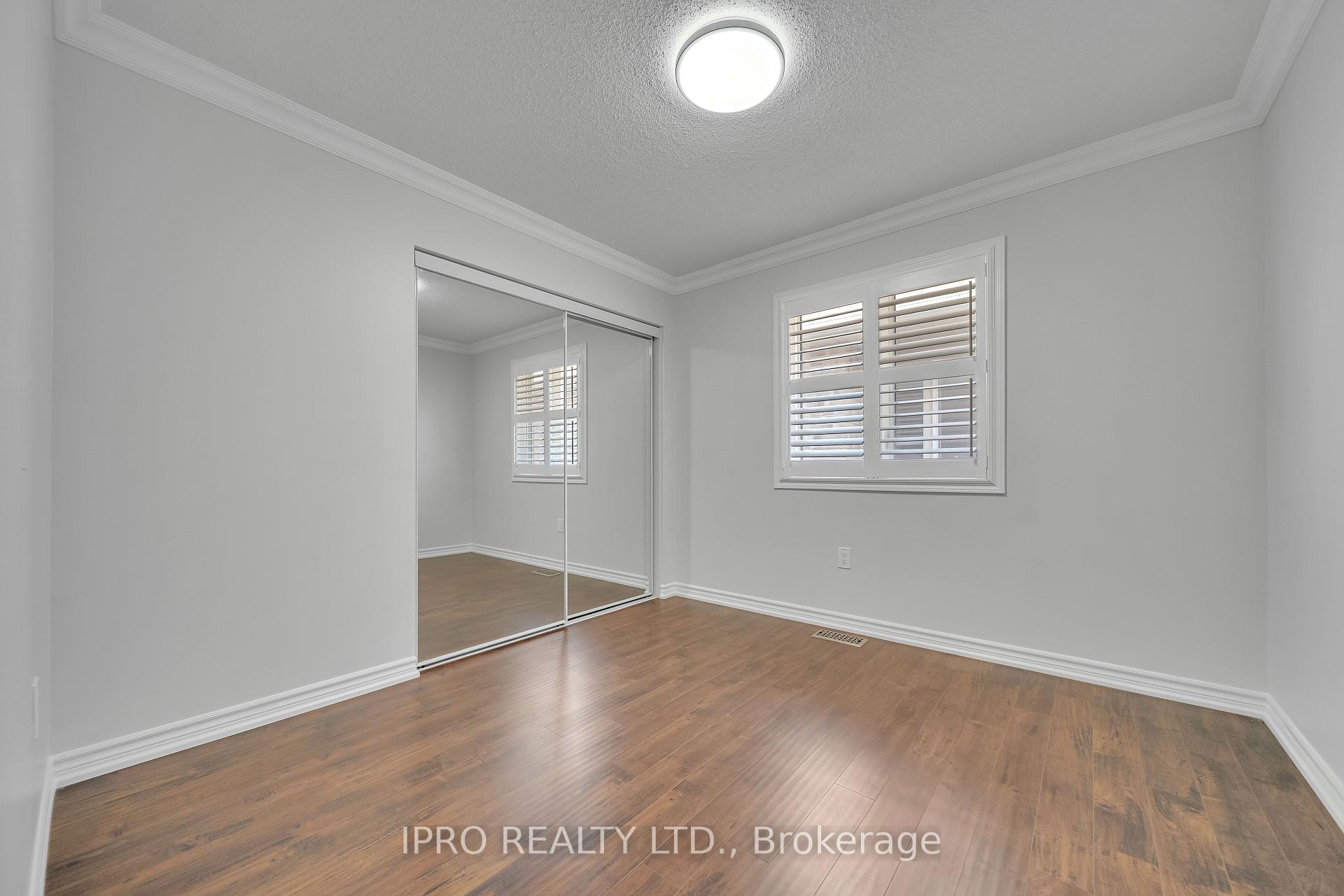 Photo 39 of 315 Pringle Avenue, Milton, Scott — HOMEH