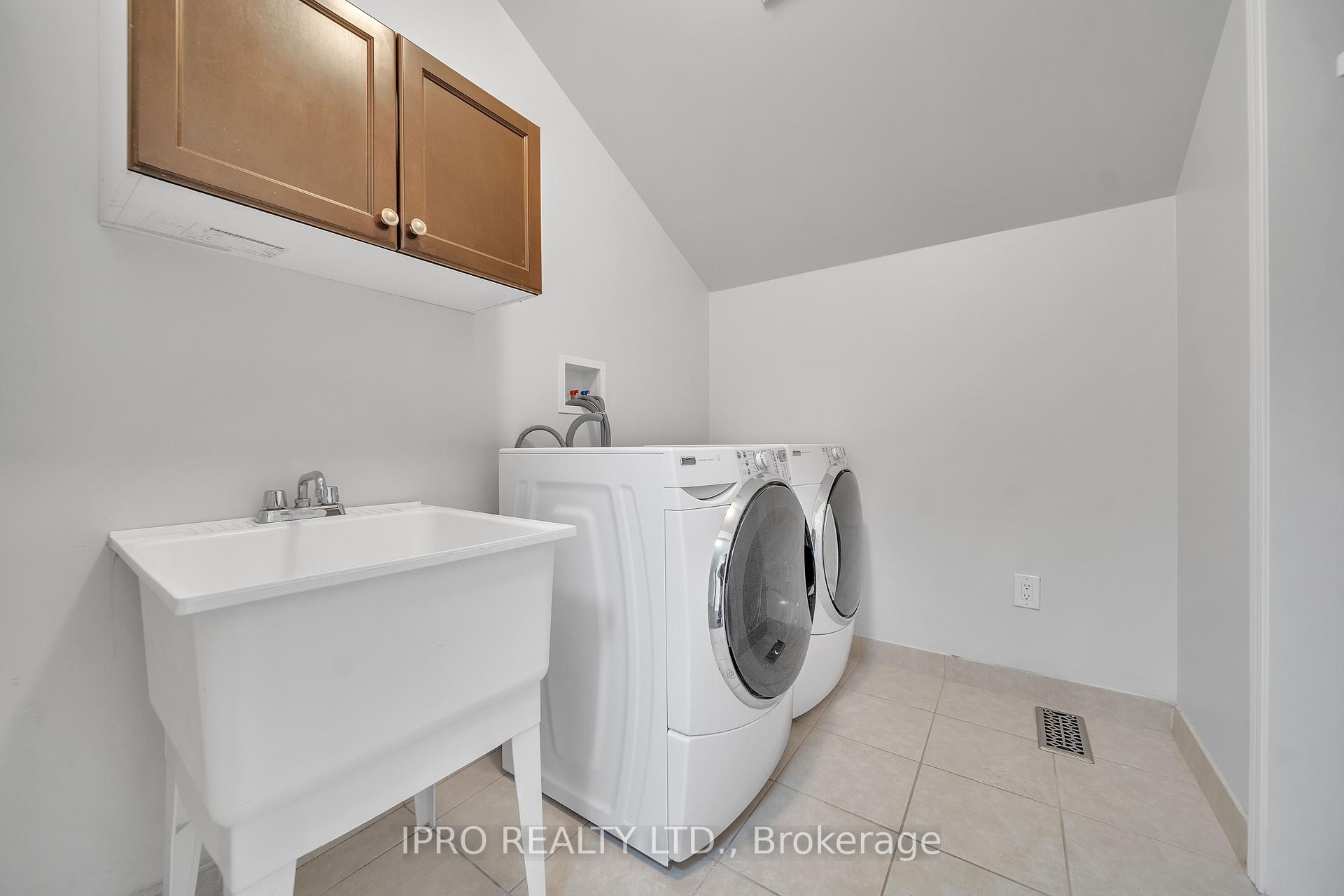 Photo 41 of 315 Pringle Avenue, Milton, Scott — HOMEH
