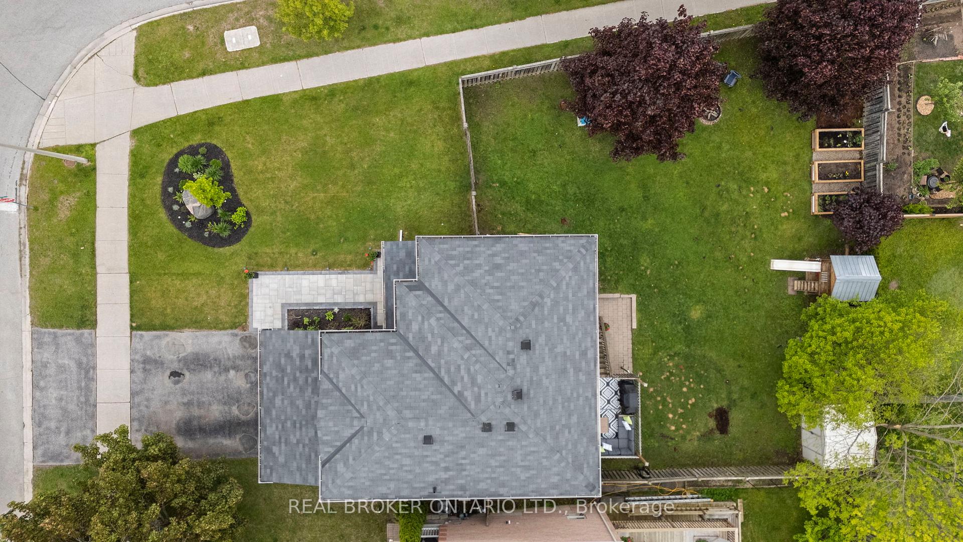 Photo 3 of 85 Vanessa Drive, Orillia — HOMEH