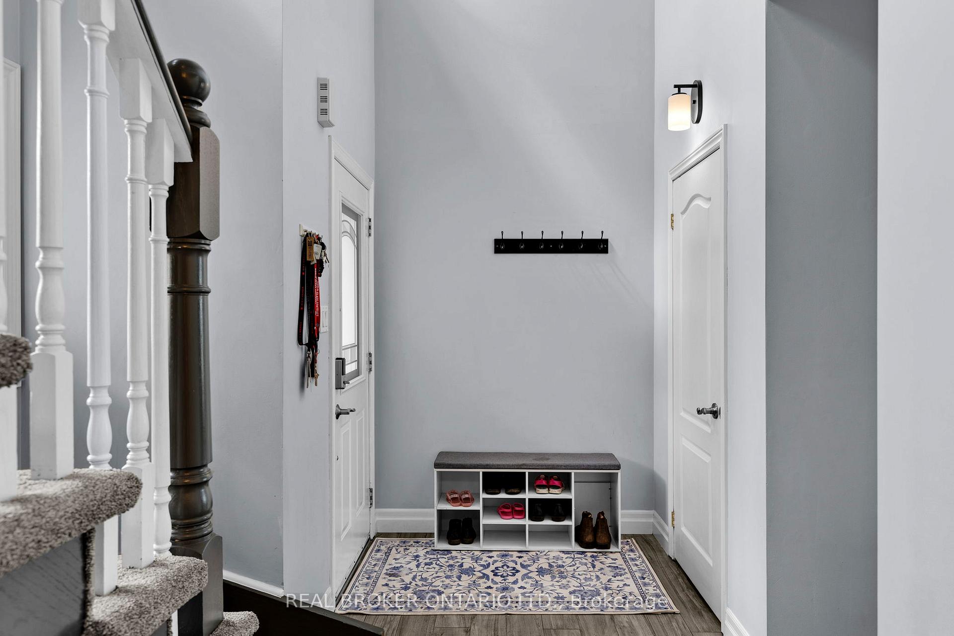 Photo 6 of 85 Vanessa Drive, Orillia — HOMEH