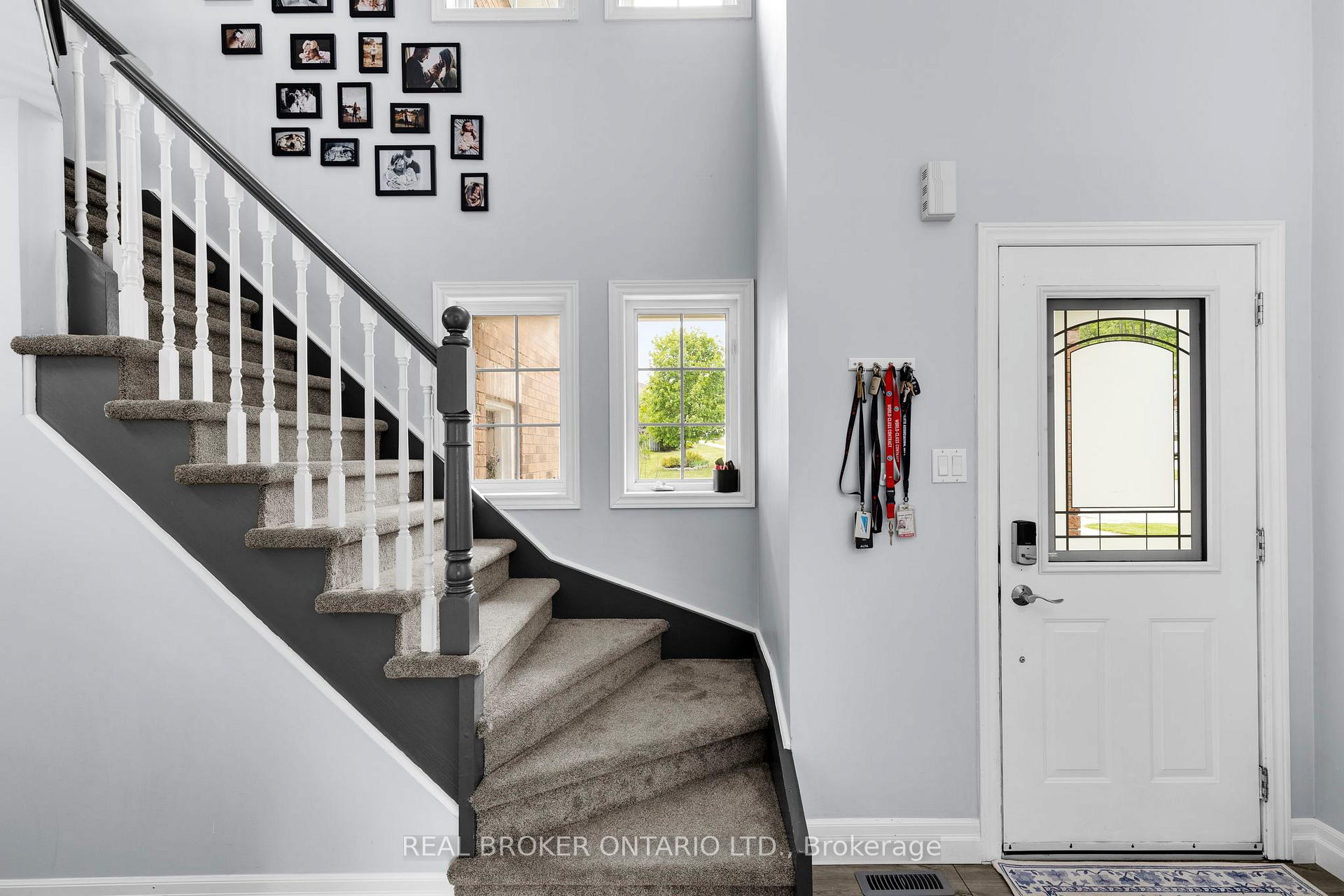 Photo 7 of 85 Vanessa Drive, Orillia — HOMEH