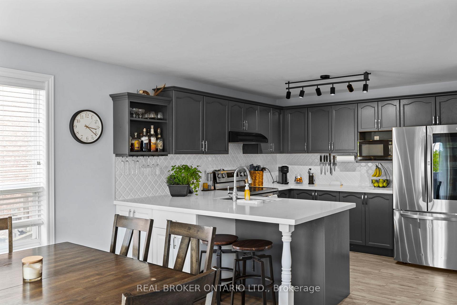 Photo 14 of 85 Vanessa Drive, Orillia — HOMEH