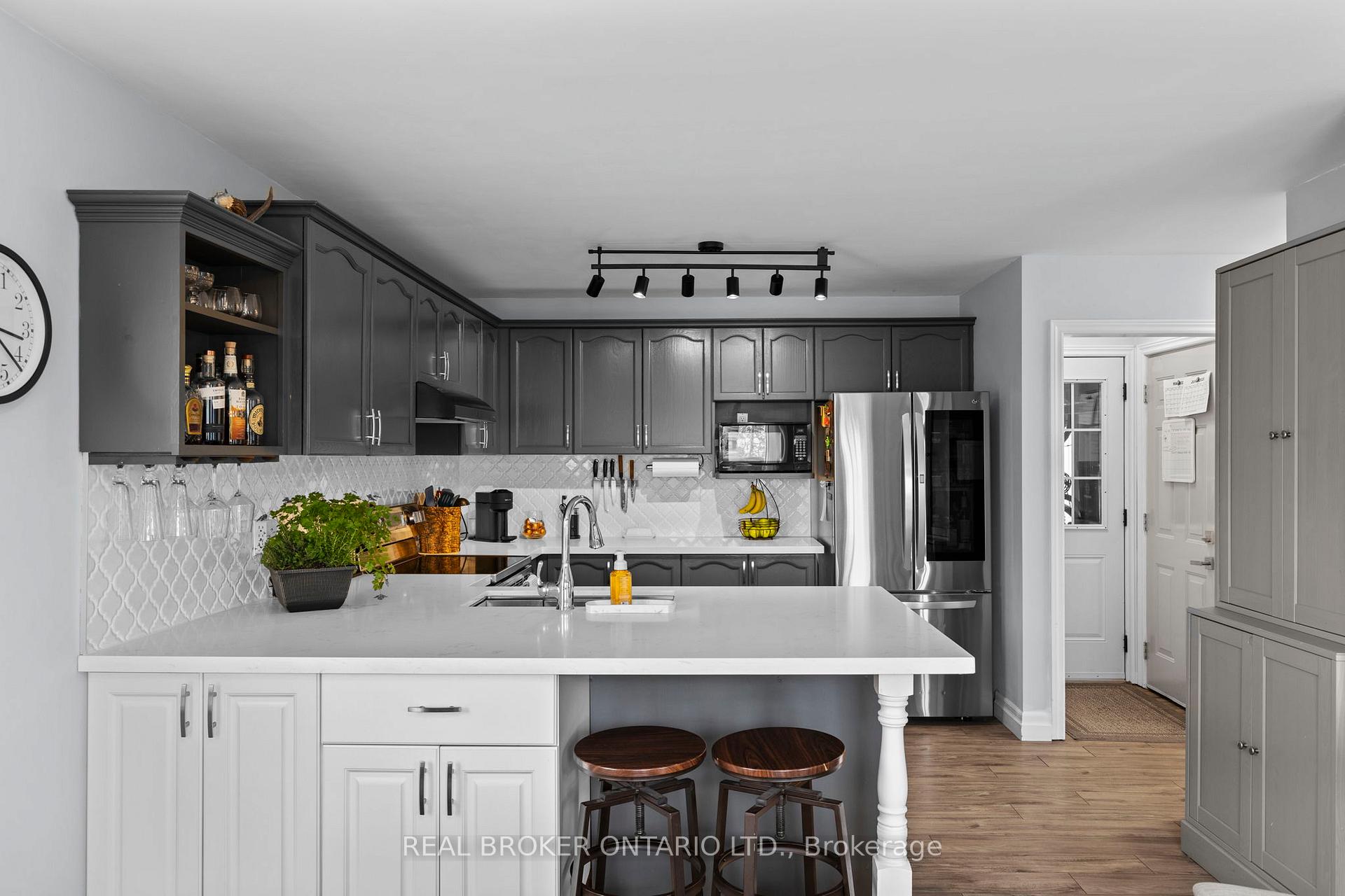 Photo 15 of 85 Vanessa Drive, Orillia — HOMEH