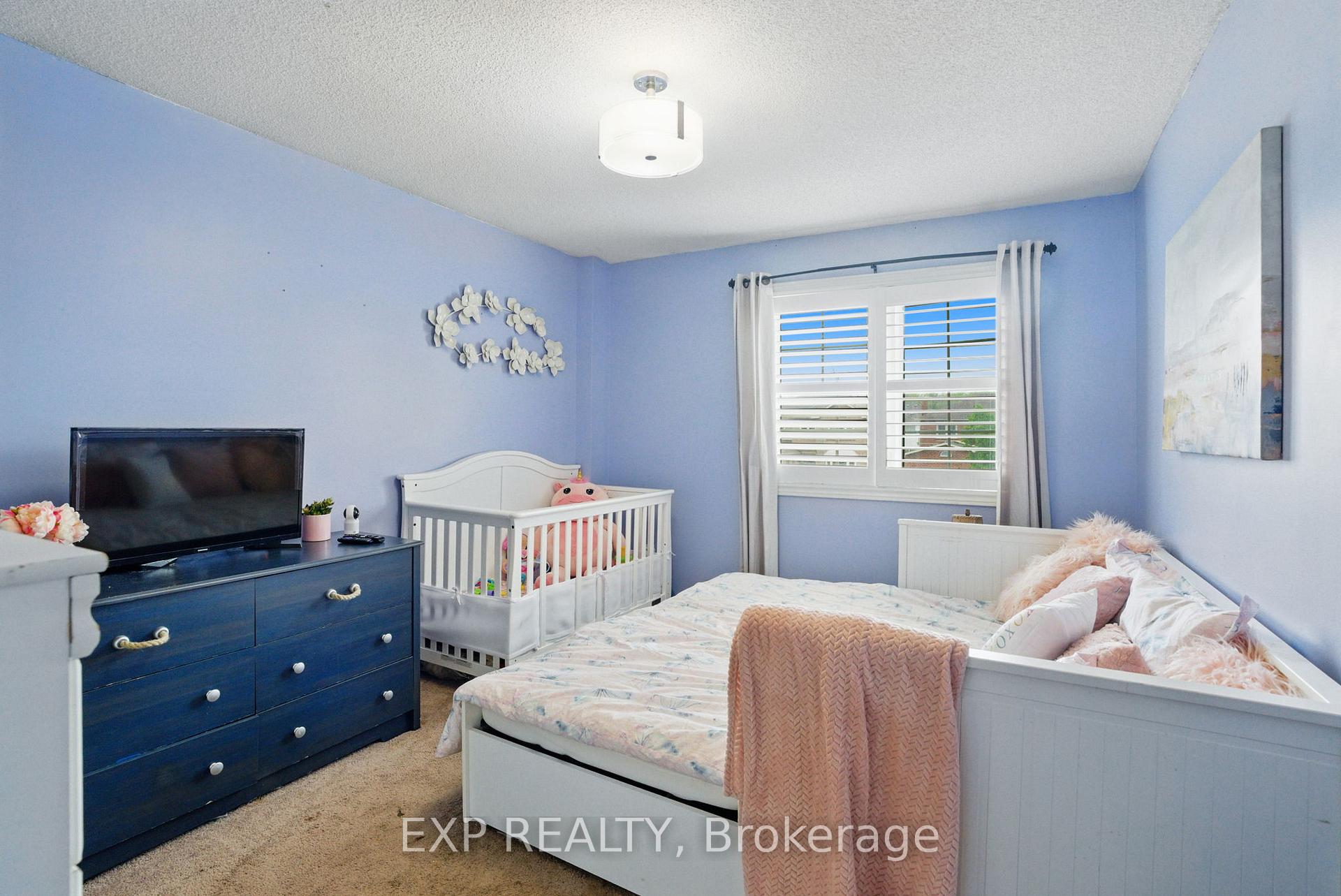Photo 20 of 1041 Ridge Valley Drive, Oshawa, Pinecrest — HOMEH