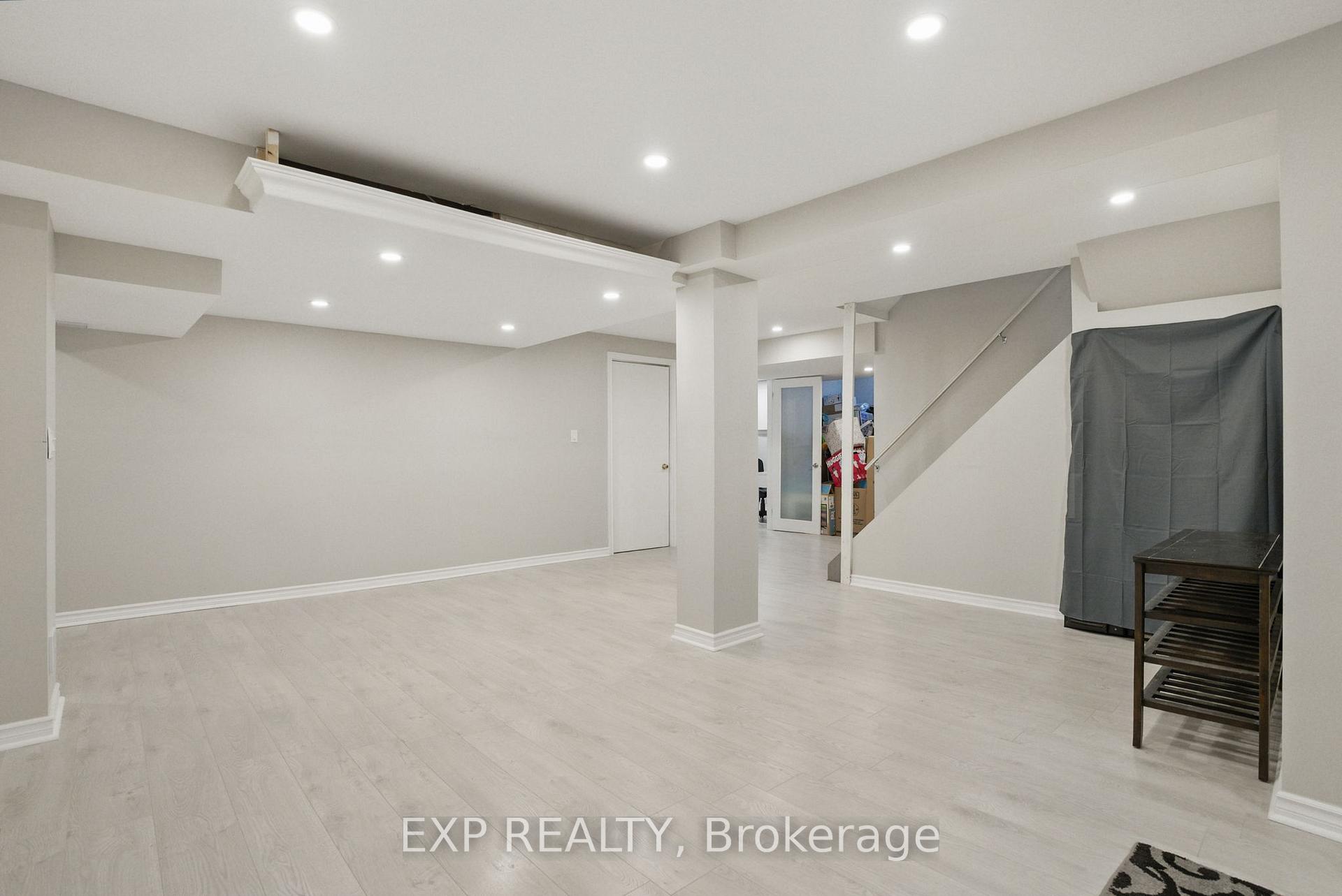 Photo 26 of 1041 Ridge Valley Drive, Oshawa, Pinecrest — HOMEH