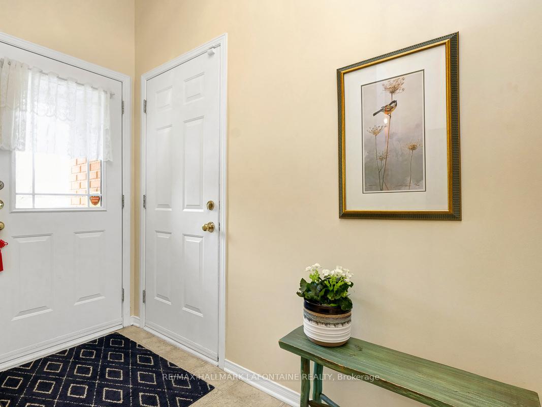 Photo 3 of 245 Greenridge Street, Ottawa, Chapel Hill — HOMEH
