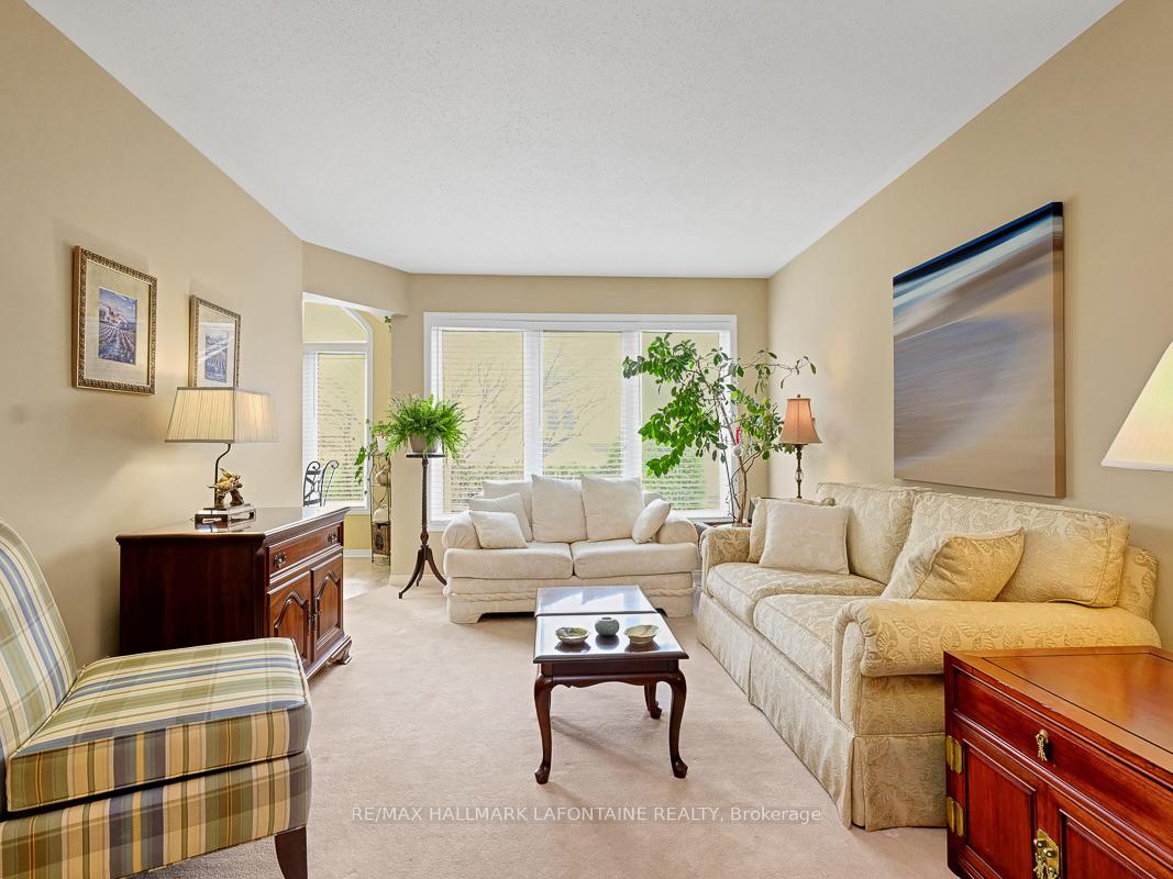 Photo 6 of 245 Greenridge Street, Ottawa, Chapel Hill — HOMEH