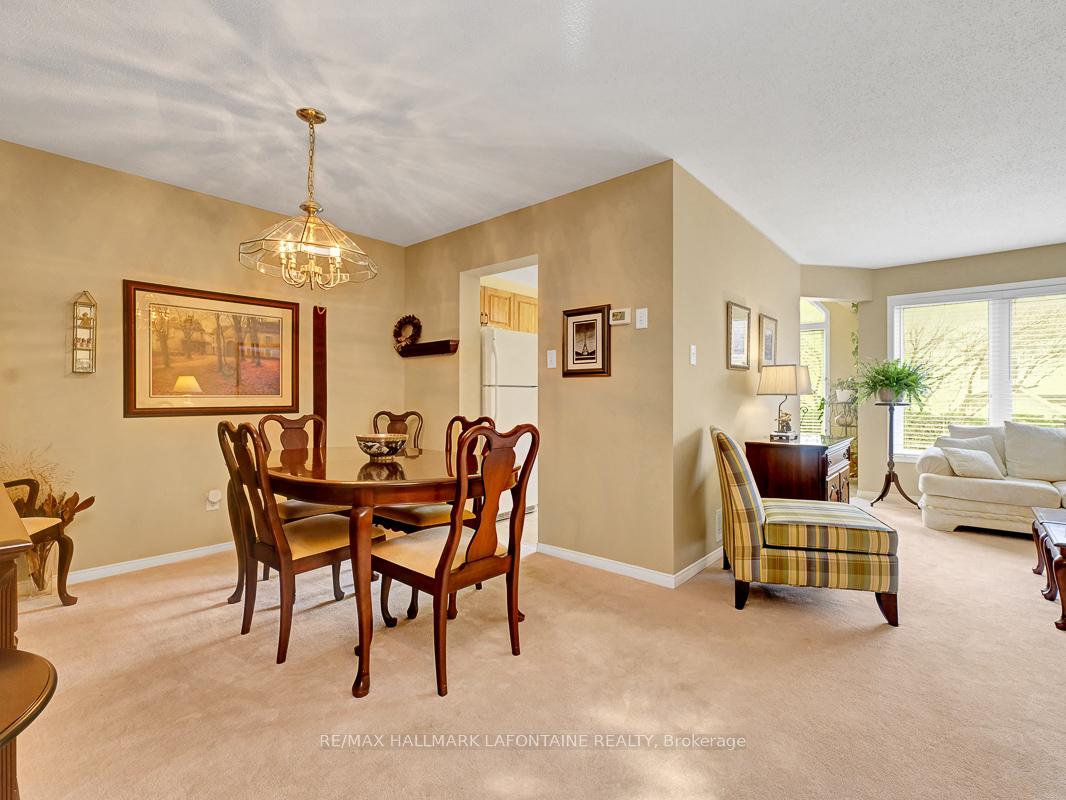 Photo 11 of 245 Greenridge Street, Ottawa, Chapel Hill — HOMEH