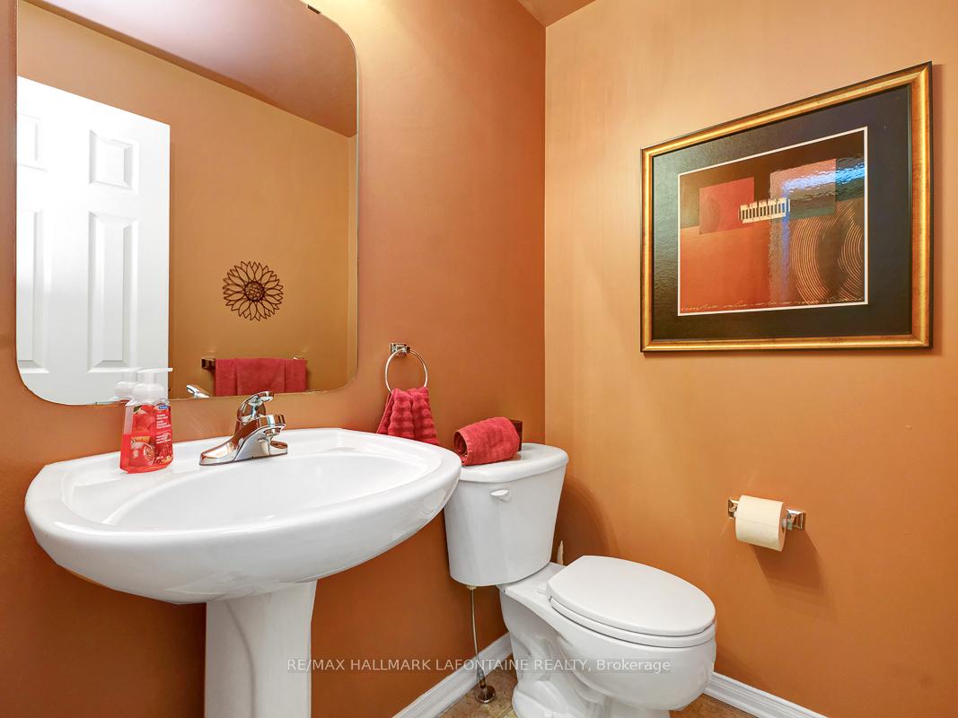 Photo 18 of 245 Greenridge Street, Ottawa, Chapel Hill — HOMEH