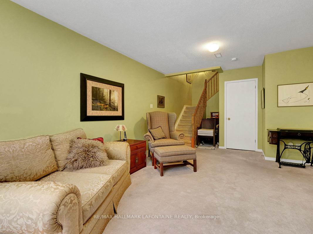 Photo 30 of 245 Greenridge Street, Ottawa, Chapel Hill — HOMEH