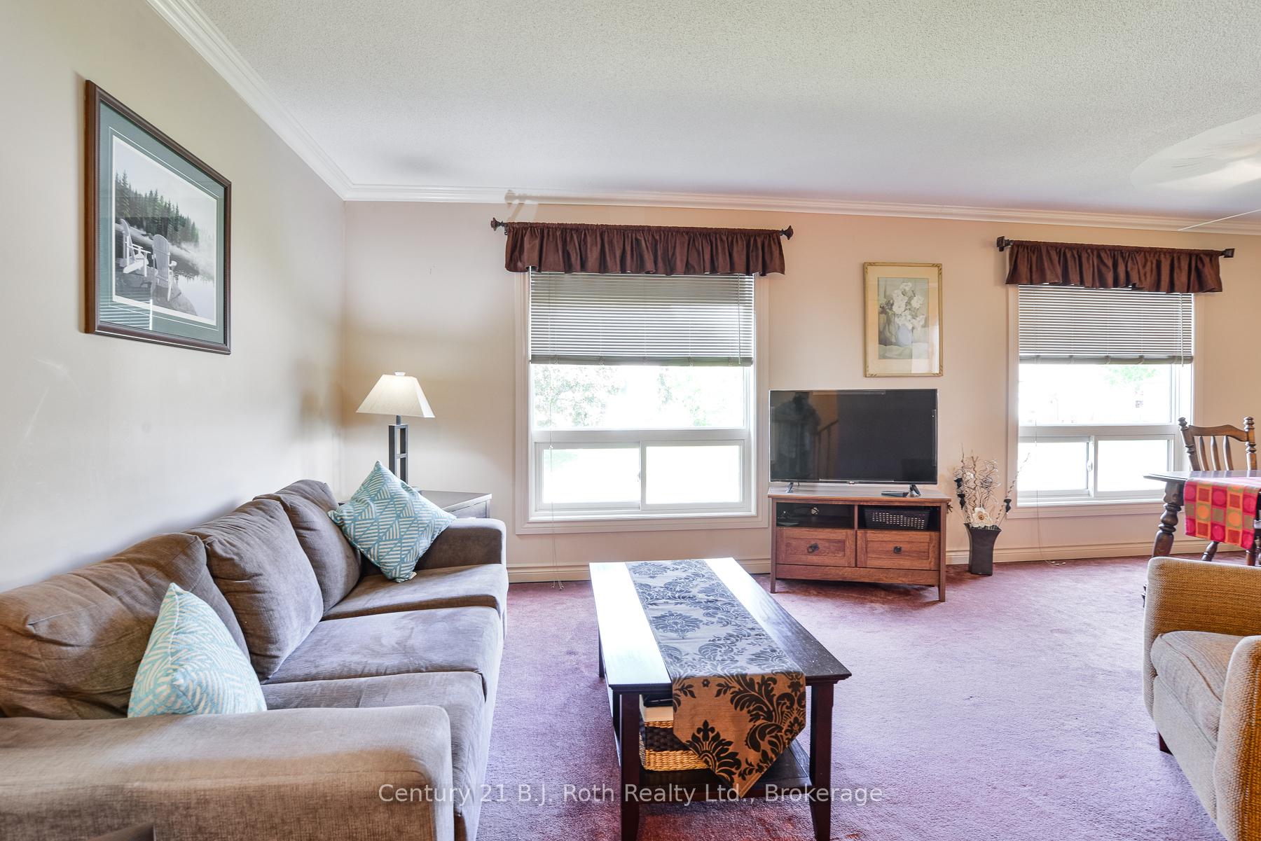 Photo 7 of 57 Andrea Crescent, Orillia — HOMEH