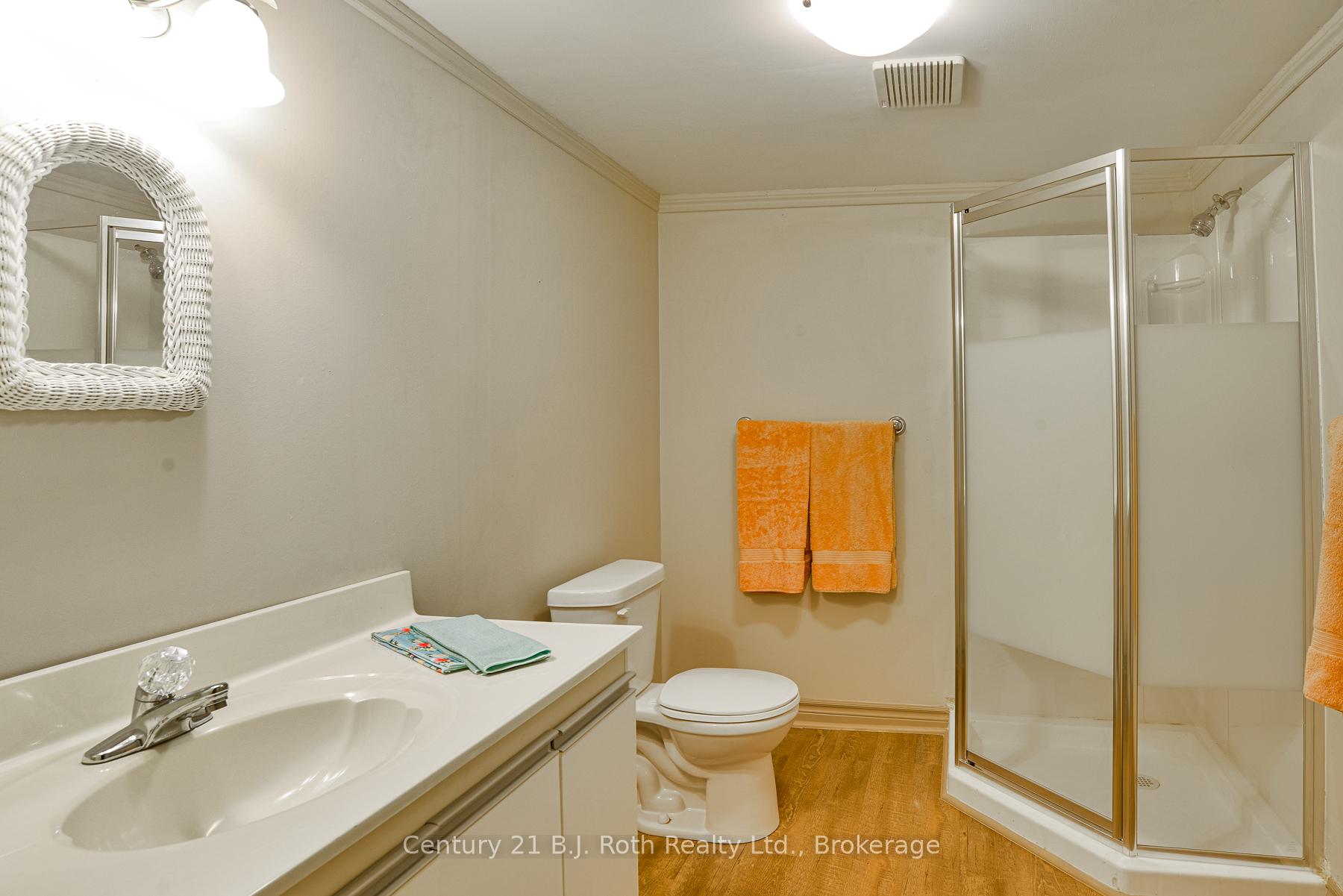 Photo 17 of 57 Andrea Crescent, Orillia — HOMEH