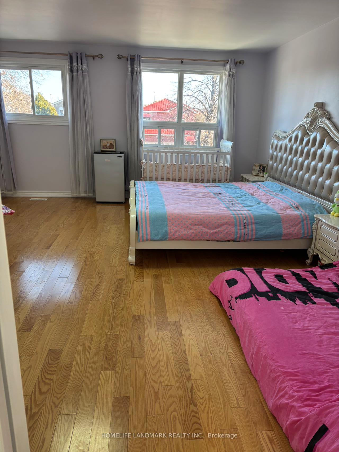 Photo 17 of 52 Halder Crescent, Markham, Milliken Mills East — HOMEH