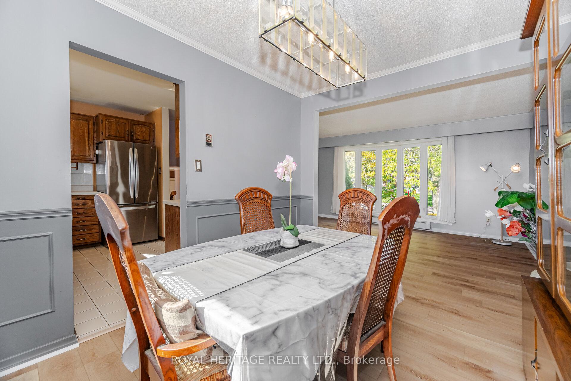 Photo 7 of 369 Carnaby Court, Oshawa, Centennial — HOMEH