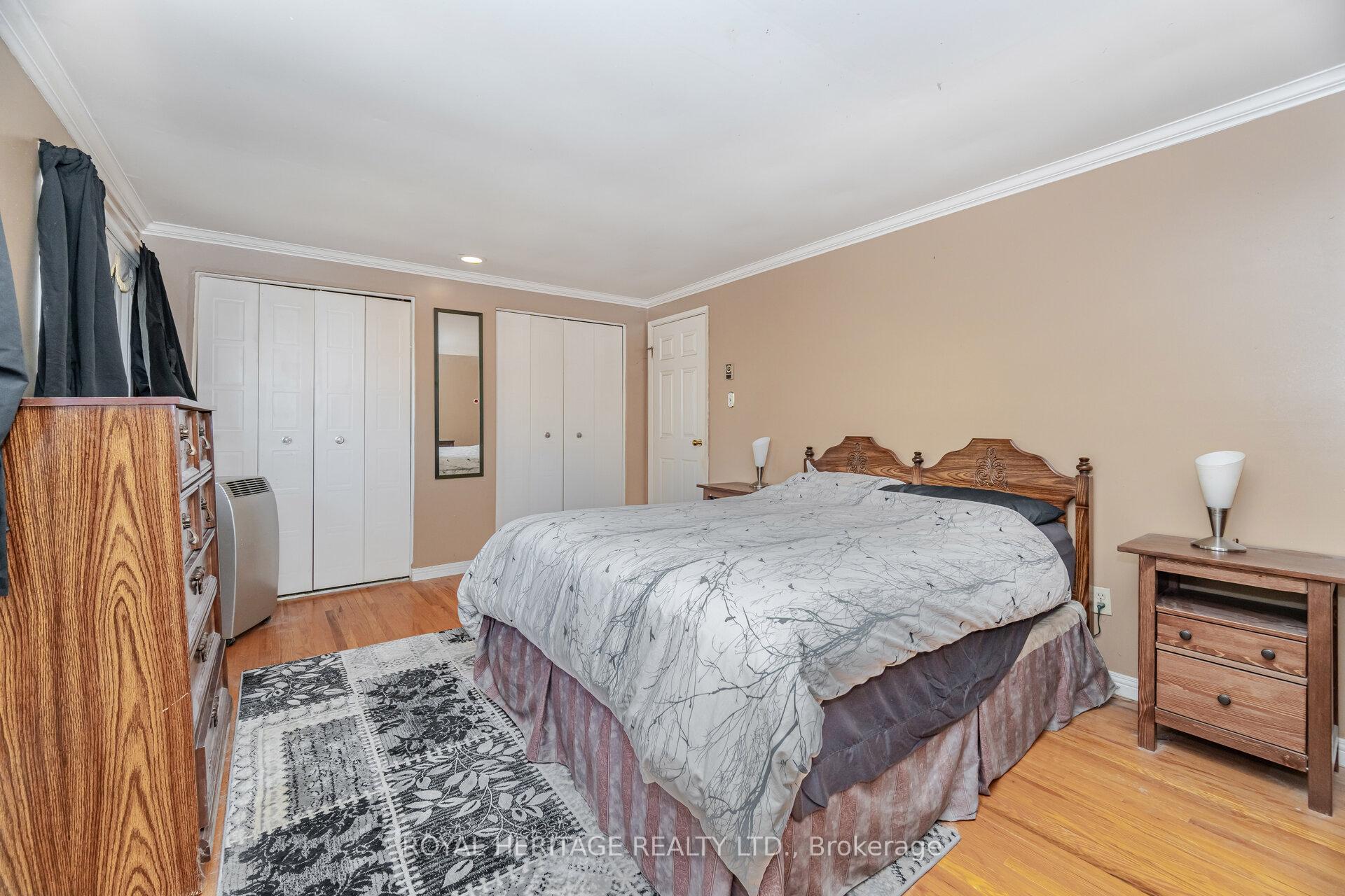 Photo 14 of 369 Carnaby Court, Oshawa, Centennial — HOMEH