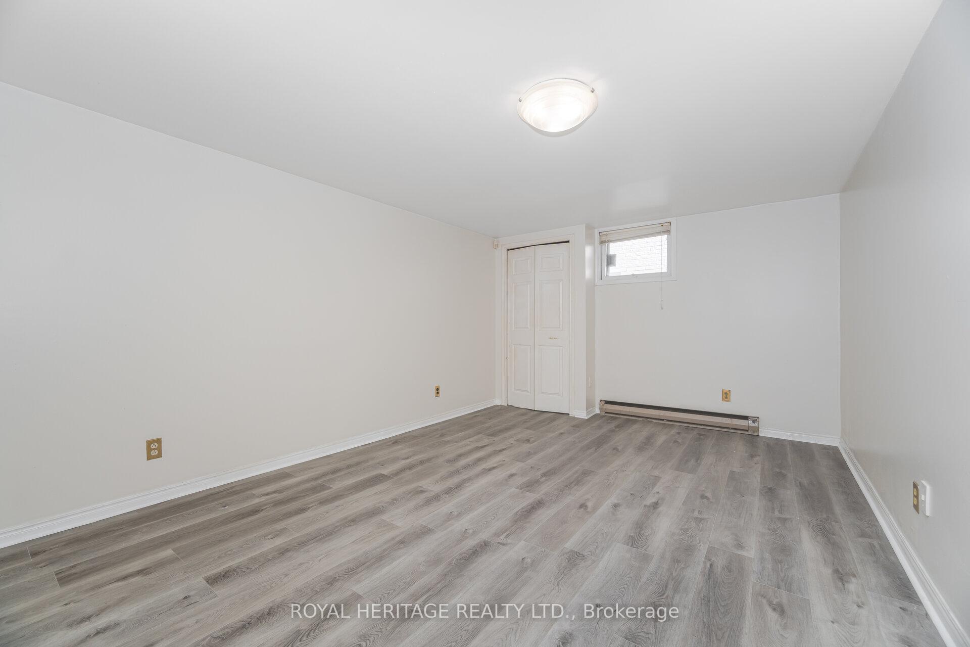 Photo 18 of 369 Carnaby Court, Oshawa, Centennial — HOMEH