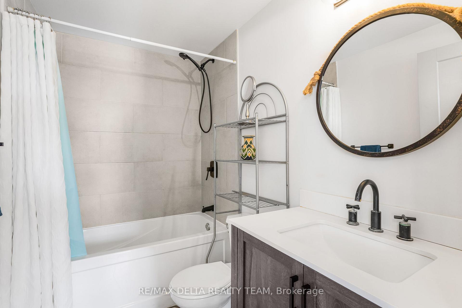 Photo 8 of 984 Hillmillar Street, Ottawa, Cumberland Village — HOMEH