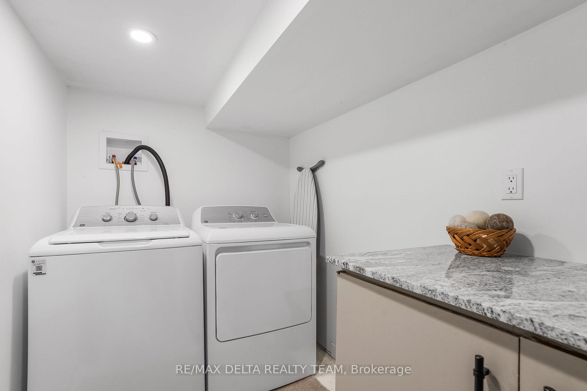 Photo 22 of 984 Hillmillar Street, Ottawa, Cumberland Village — HOMEH