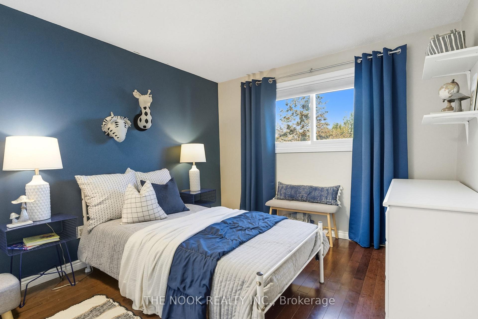 Photo 24 of 441 Charrington Avenue, Oshawa, Centennial — HOMEH