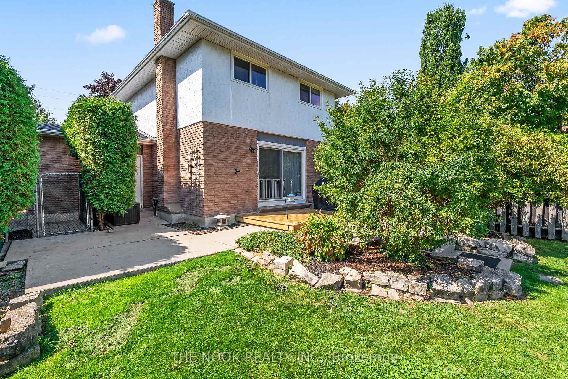 Photo 39 of 441 Charrington Avenue, Oshawa, Centennial — HOMEH