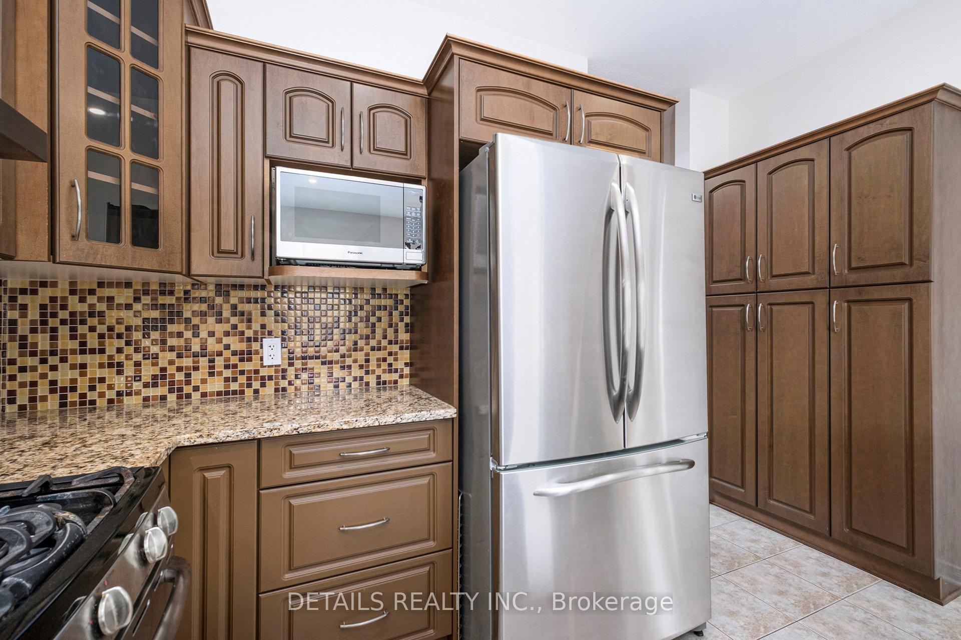 Photo 7 of 809 Pinnacle Street, Ottawa, Notting Hill/Summerside — HOMEH