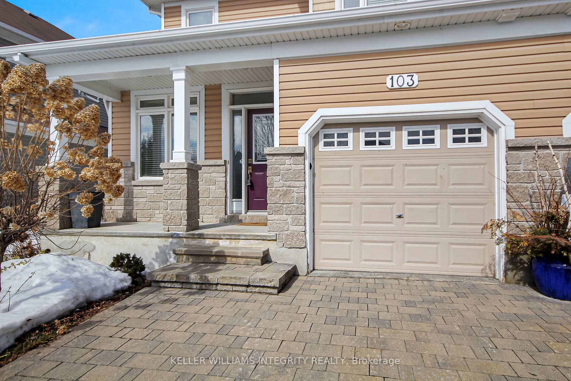 Photo 2 of 103 Royal Landing Gate E, North Grenville, North Grenville Twp (Kemptville South) — HOMEH
