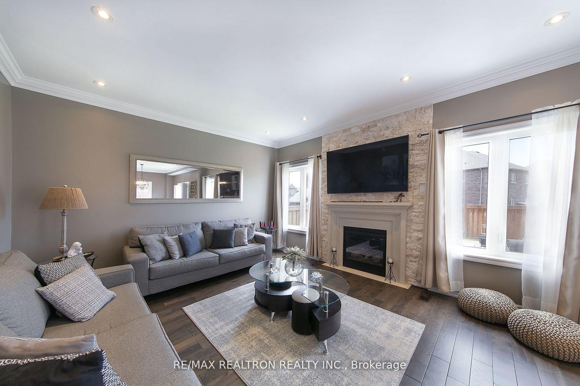 Photo 4 of 148 Hutchinson Drive, New Tecumseth, Alliston — HOMEH