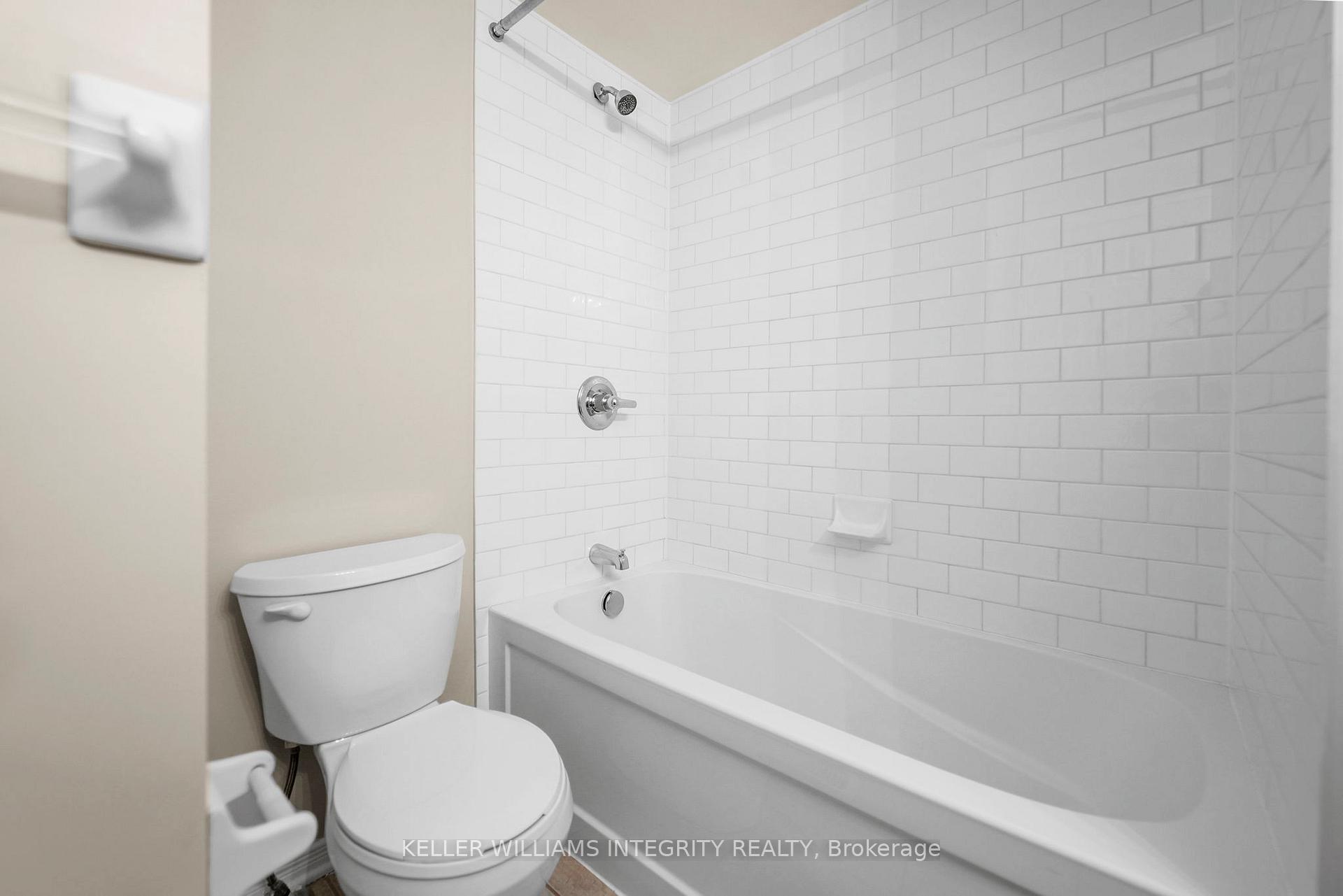 Photo 6 of 124 Caithness Private, Ottawa, Mer Bleue/Bradley Estates/Anderson Park — HOMEH