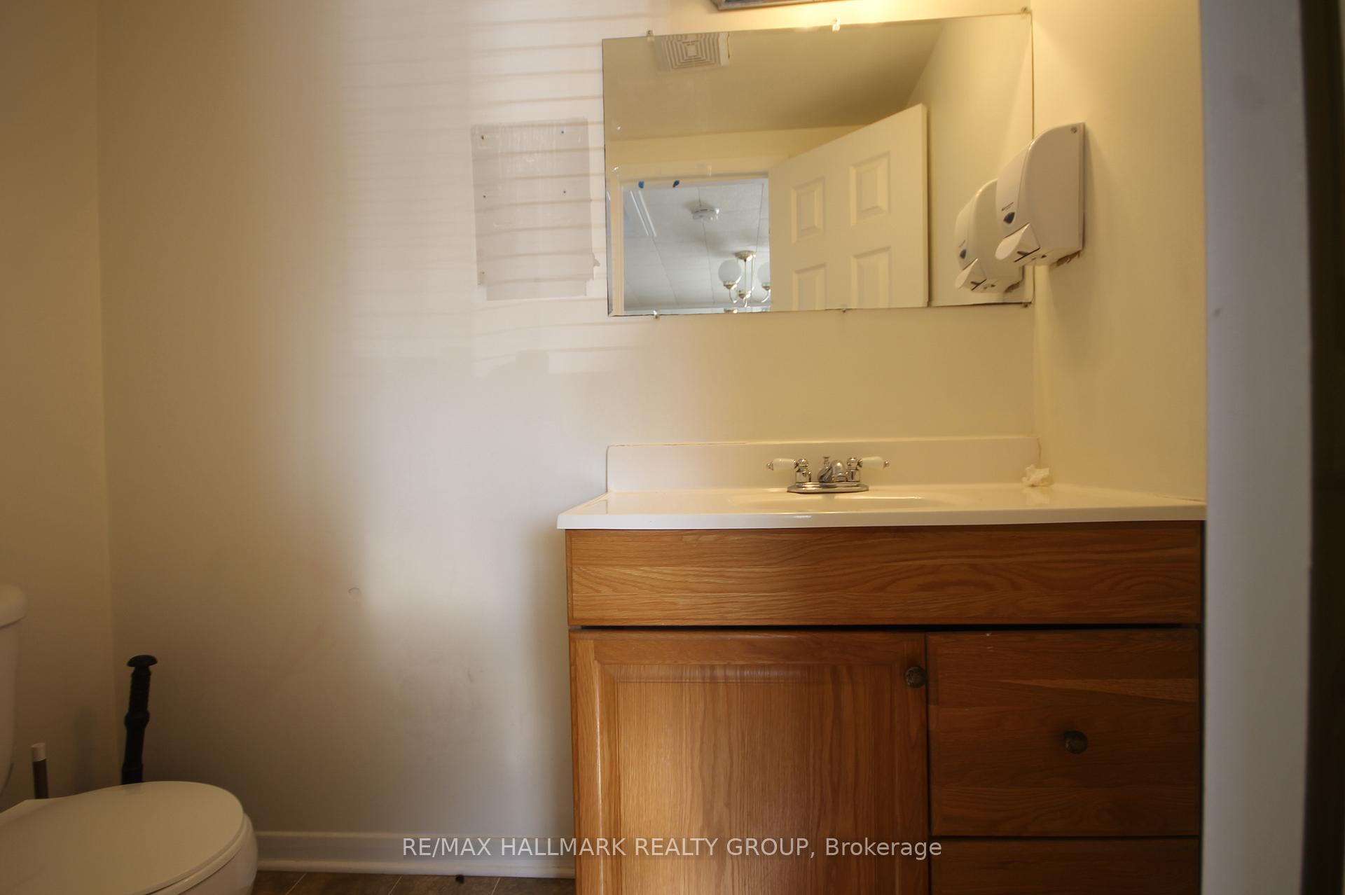 Photo 11 of 343 Pinehill Road, North Grenville, Kemptville — HOMEH