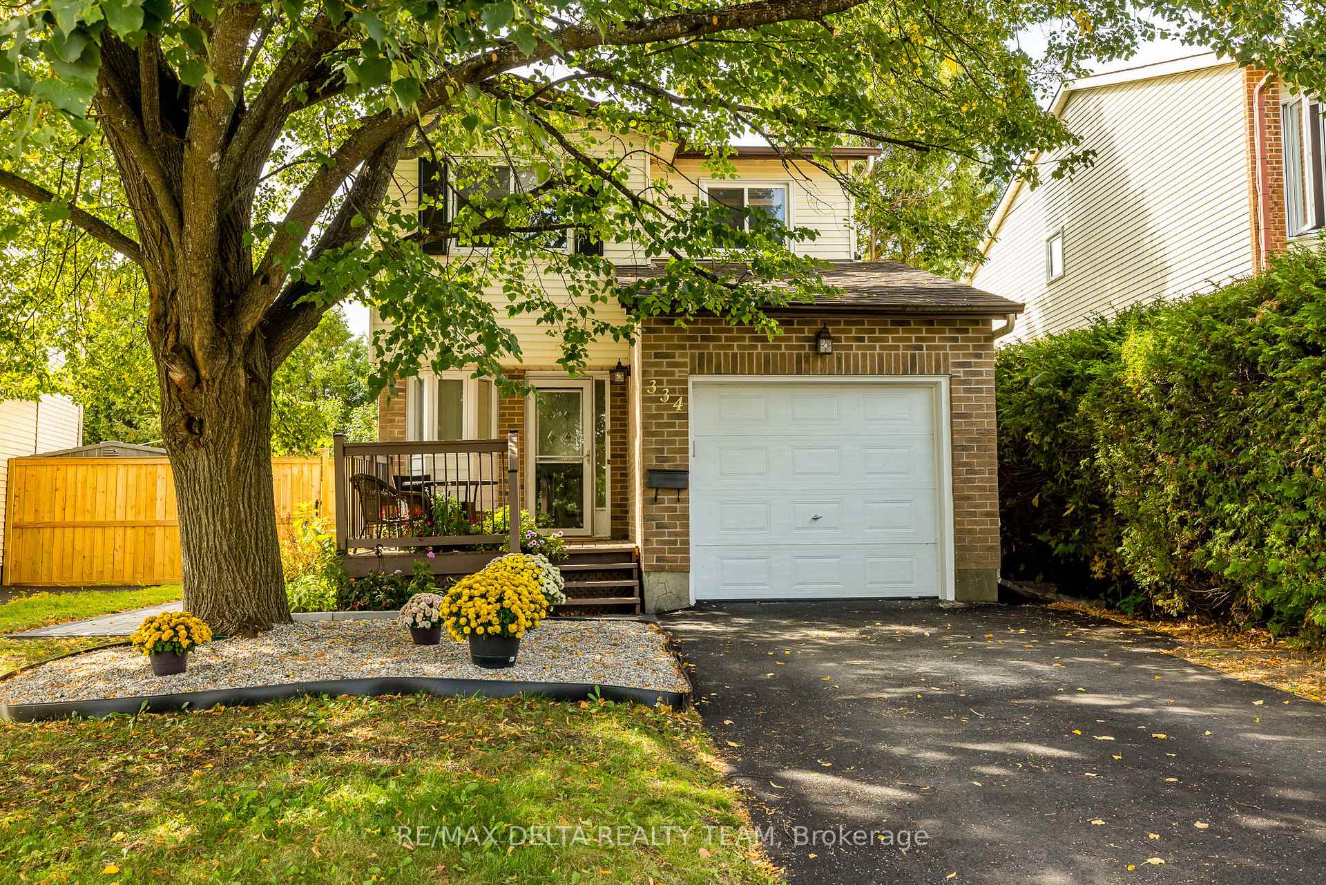 Front of 334 Omer-Lacasse Avenue