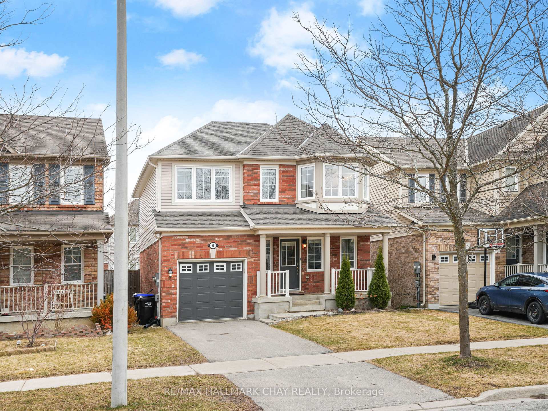 Photo 1 of 9 Kidd Crescent, New Tecumseth, Alliston — HOMEH