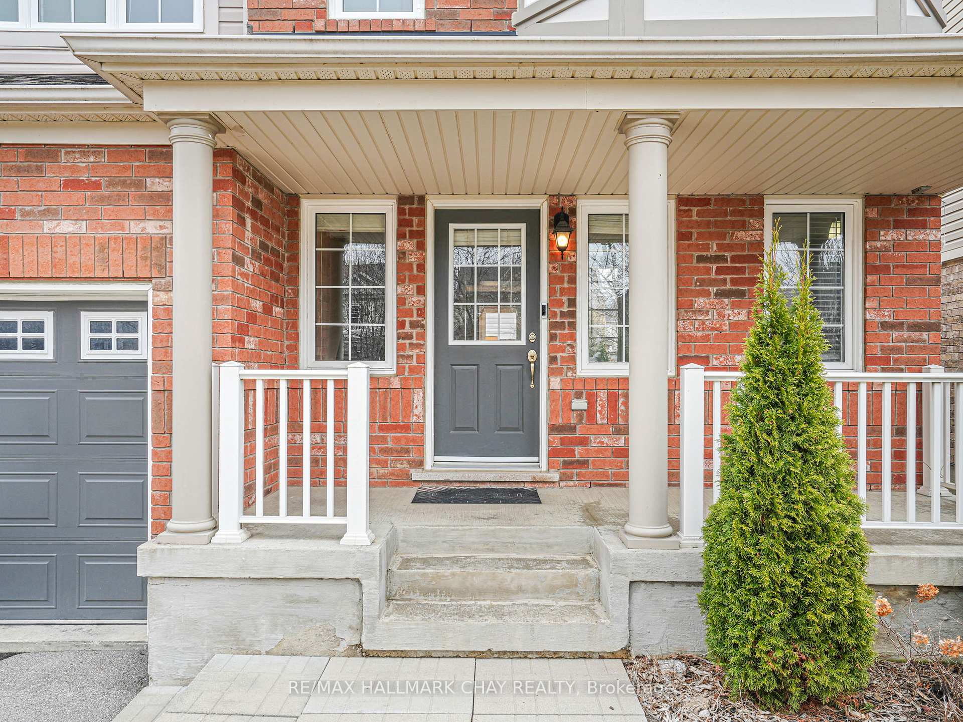 Photo 4 of 9 Kidd Crescent, New Tecumseth, Alliston — HOMEH