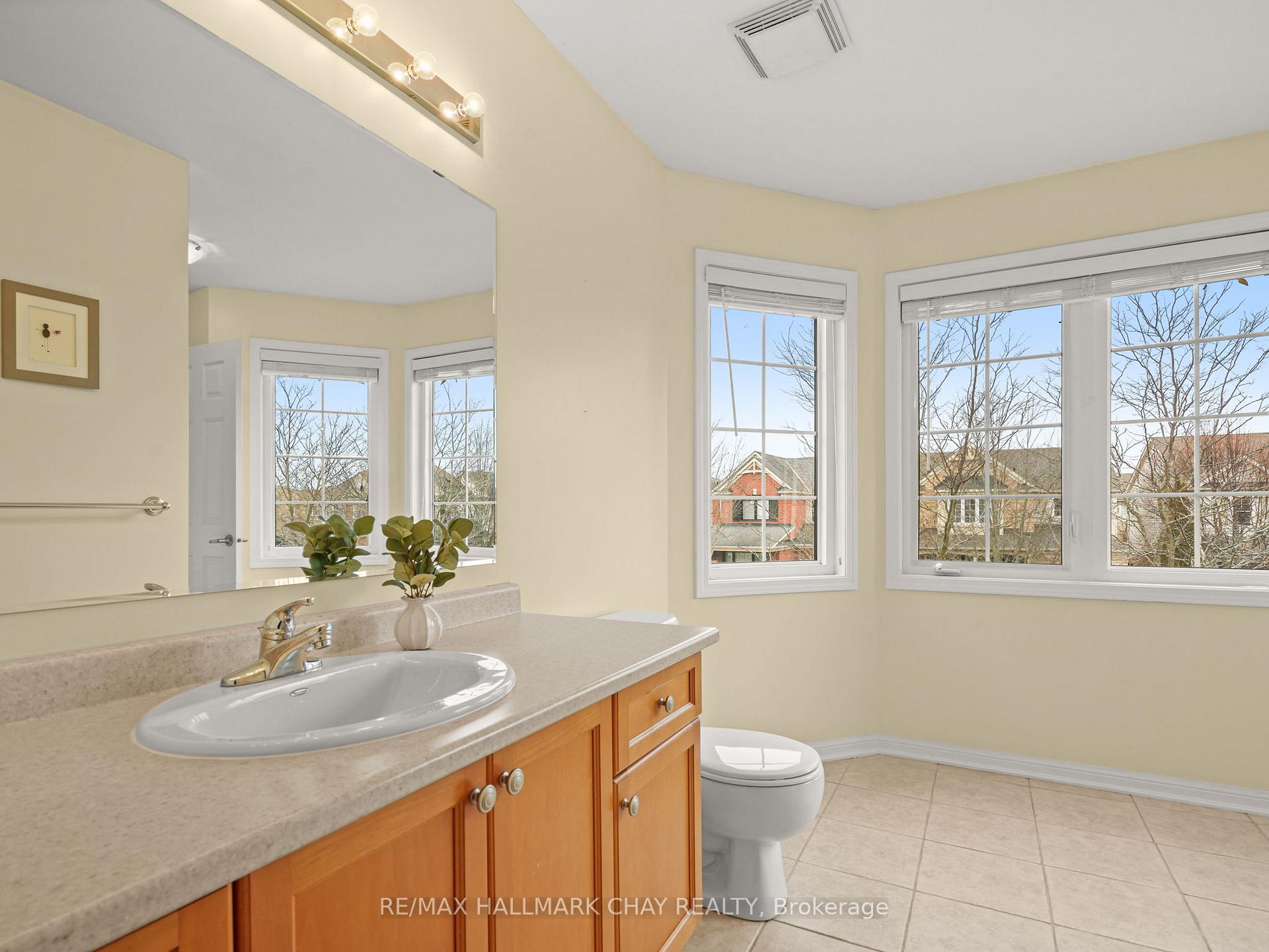 Photo 26 of 9 Kidd Crescent, New Tecumseth, Alliston — HOMEH