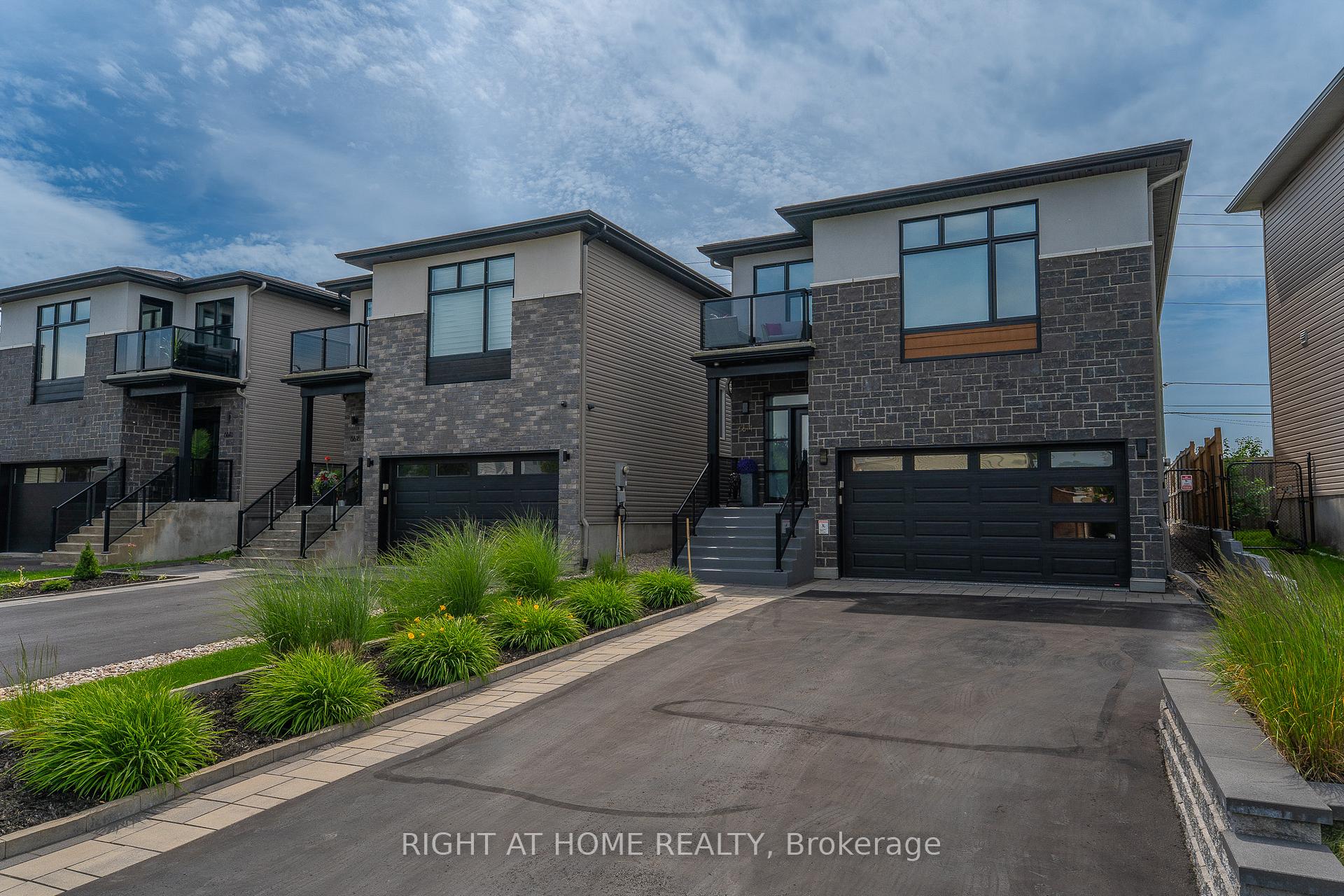 Photo 3 of 6614 Tooney Drive, Ottawa, Orleans/Sunridge — HOMEH