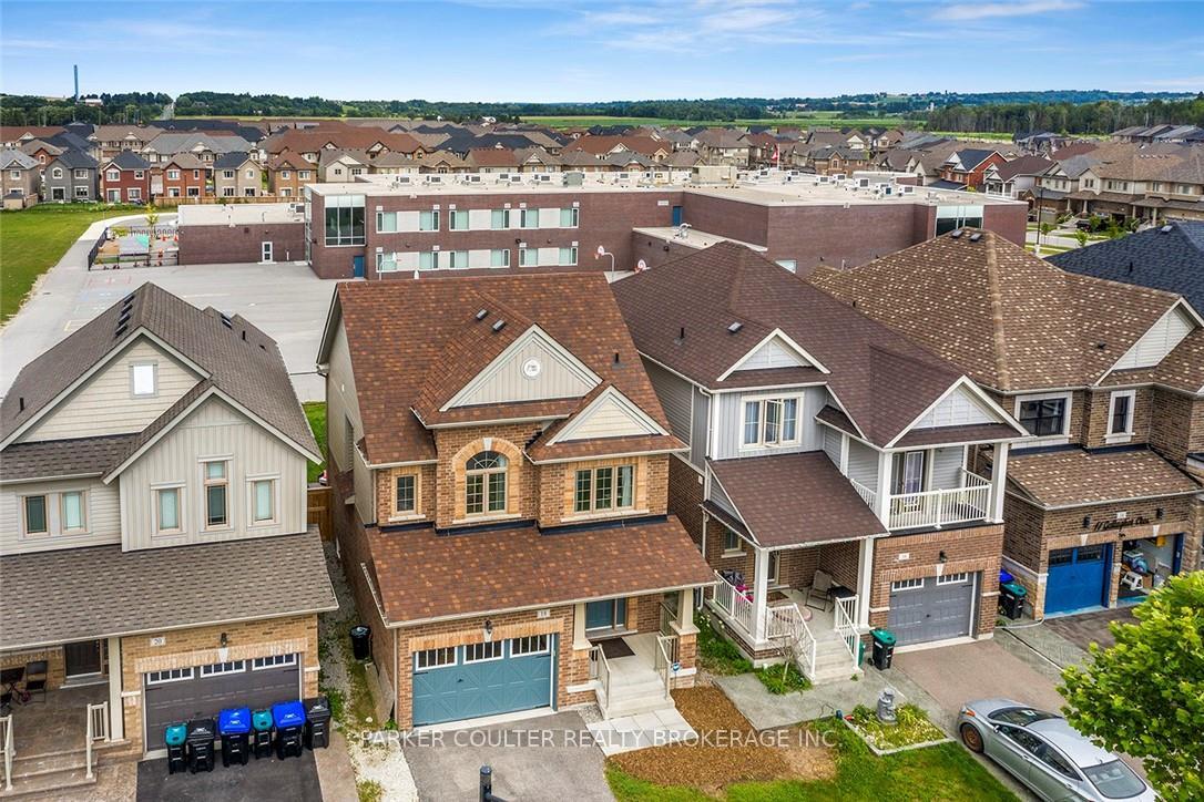 Photo 1 of 18 Gallagher Crescent, New Tecumseth, Rural New Tecumseth — HOMEH