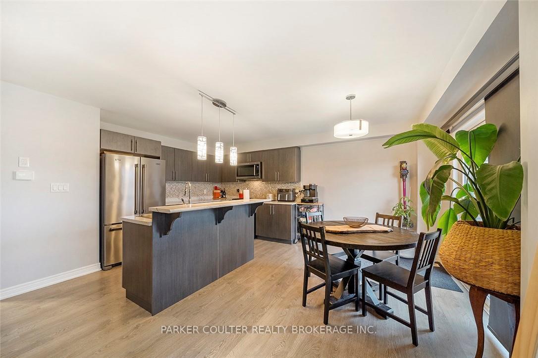 Photo 13 of 18 Gallagher Crescent, New Tecumseth, Rural New Tecumseth — HOMEH