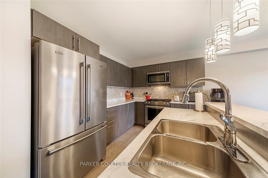 Photo 14 of 18 Gallagher Crescent, New Tecumseth, Rural New Tecumseth — HOMEH