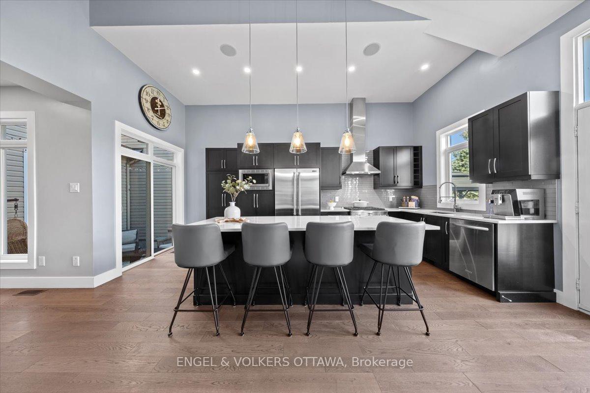 Photo 12 of 1003 Markwick Crescent, Ottawa, Notting Hill/Summerside — HOMEH