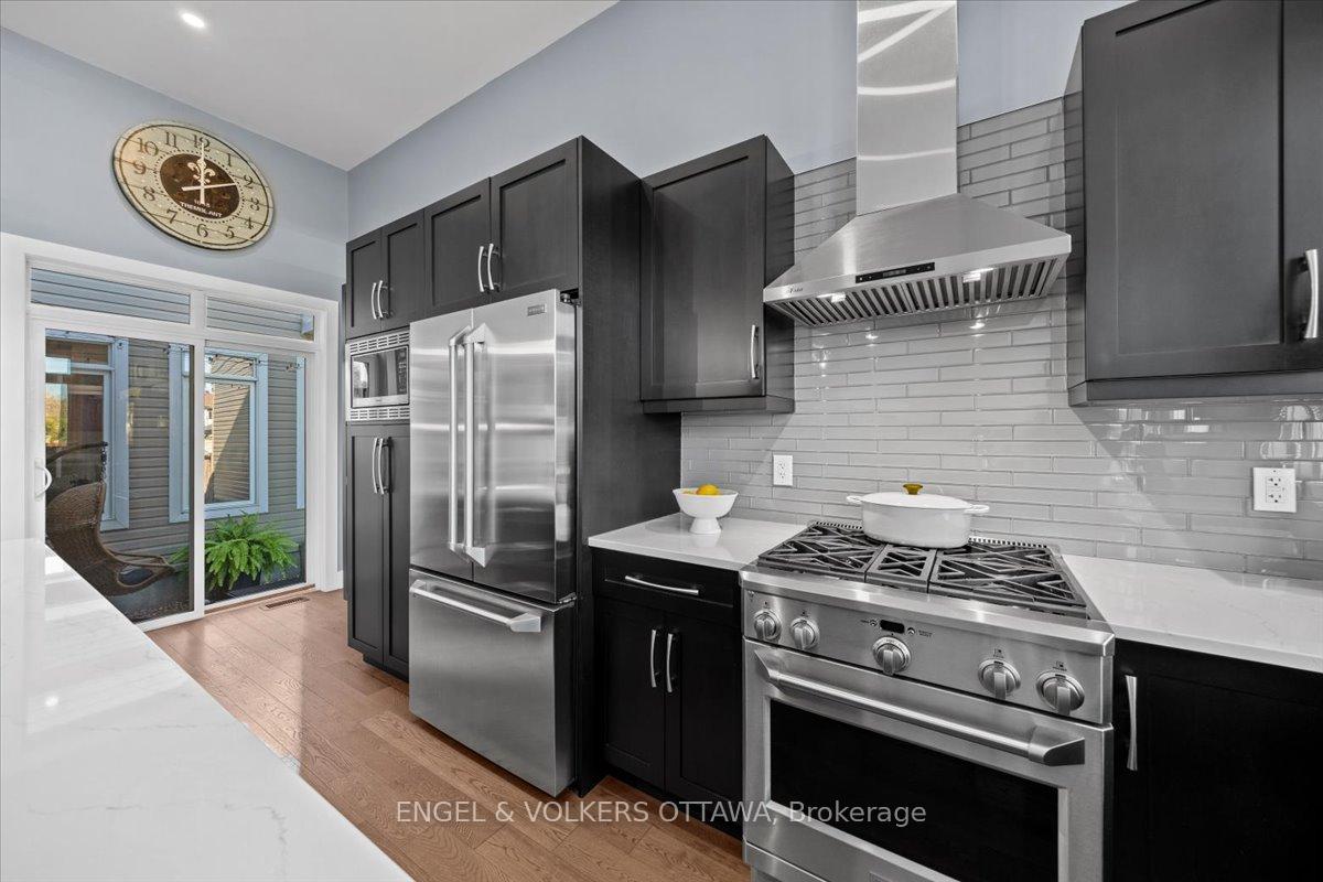 Photo 16 of 1003 Markwick Crescent, Ottawa, Notting Hill/Summerside — HOMEH