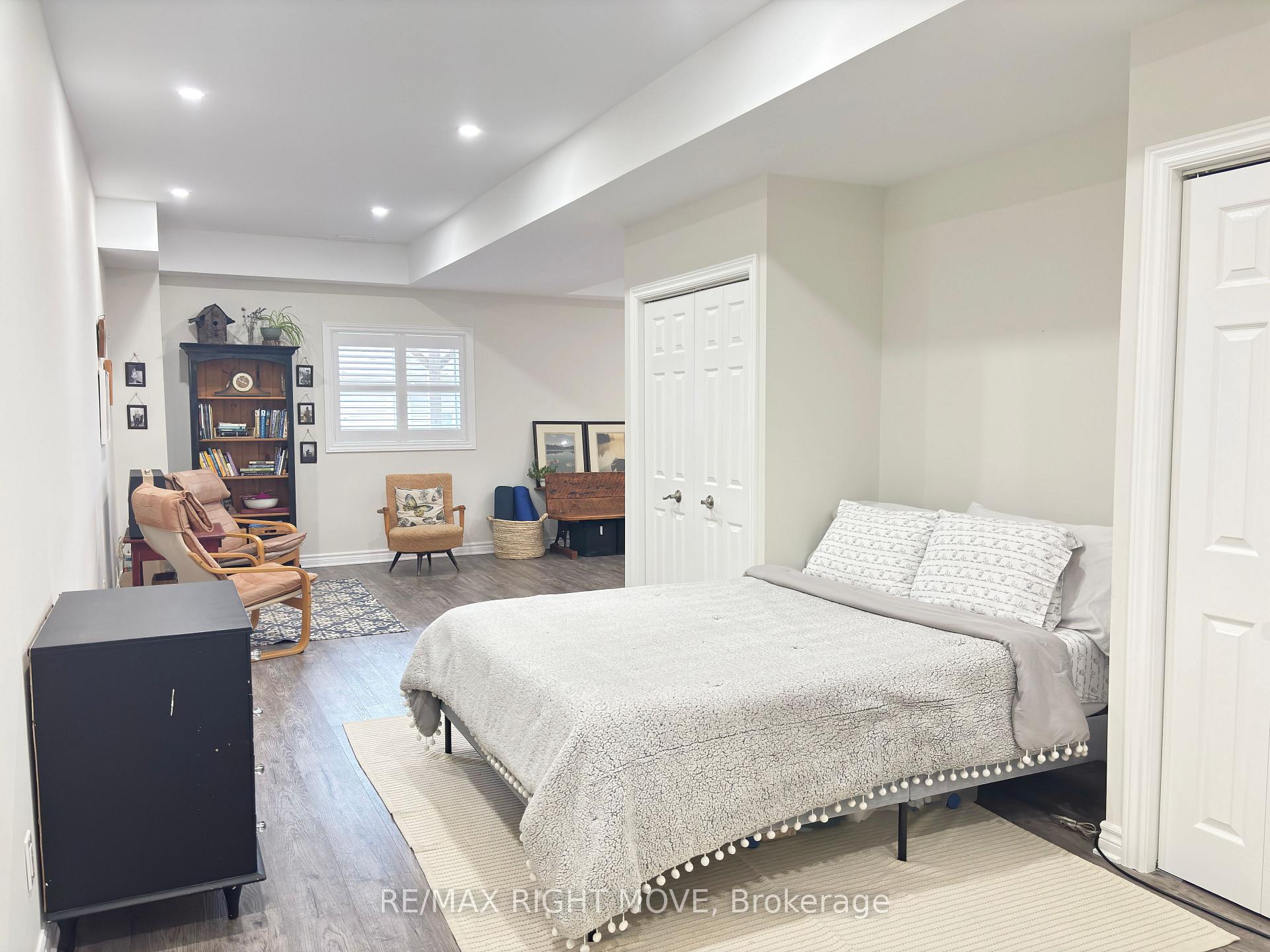 Photo 24 of 104 Lily Drive, Orillia — HOMEH